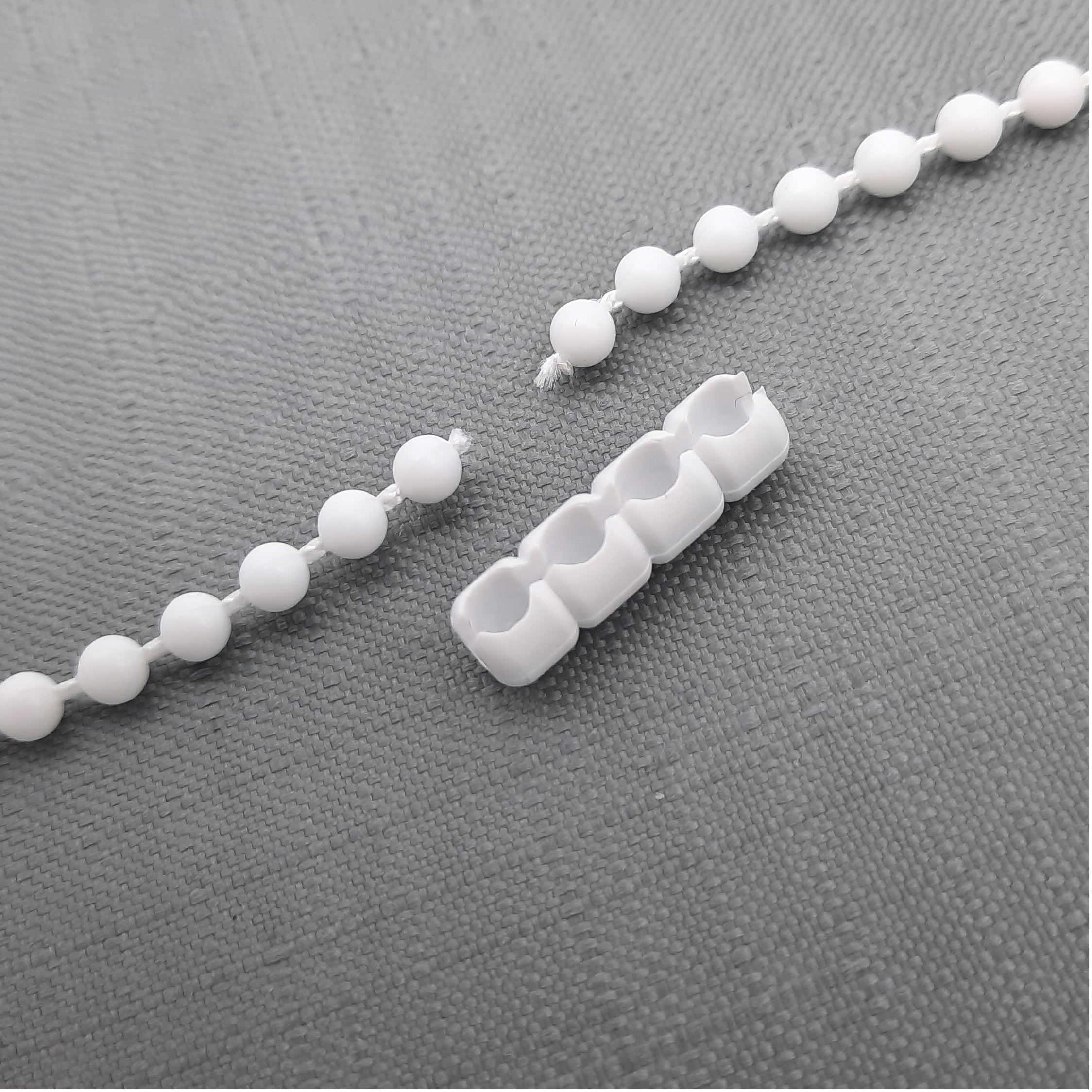 ŁĄCZNIK ŁAŃCUSZKA DO ROLET KORALIK 4,5mm 10szt Średnica 4.5 mm