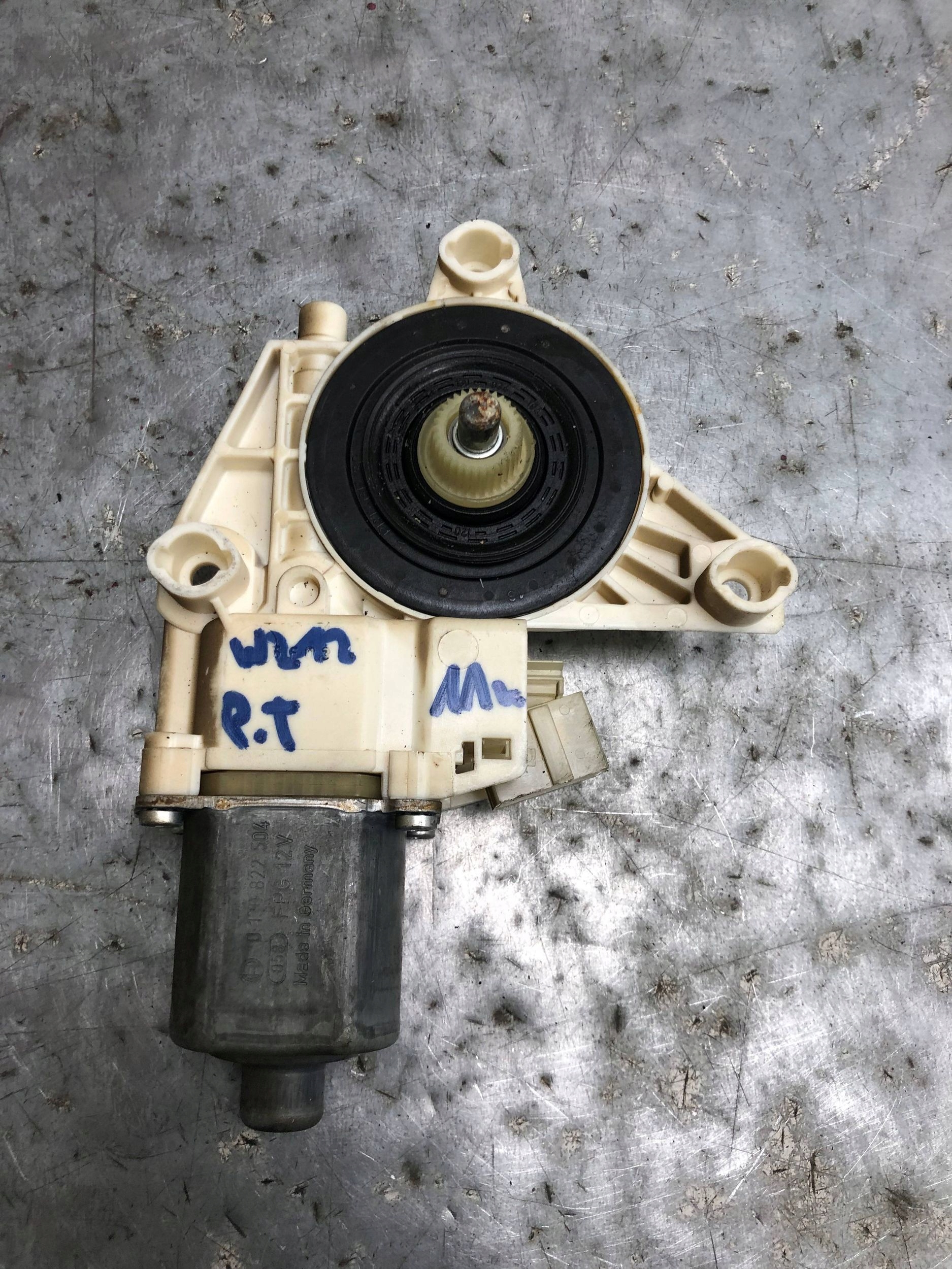 mini motor windows right rear part MERCEDES W212 A2048200642