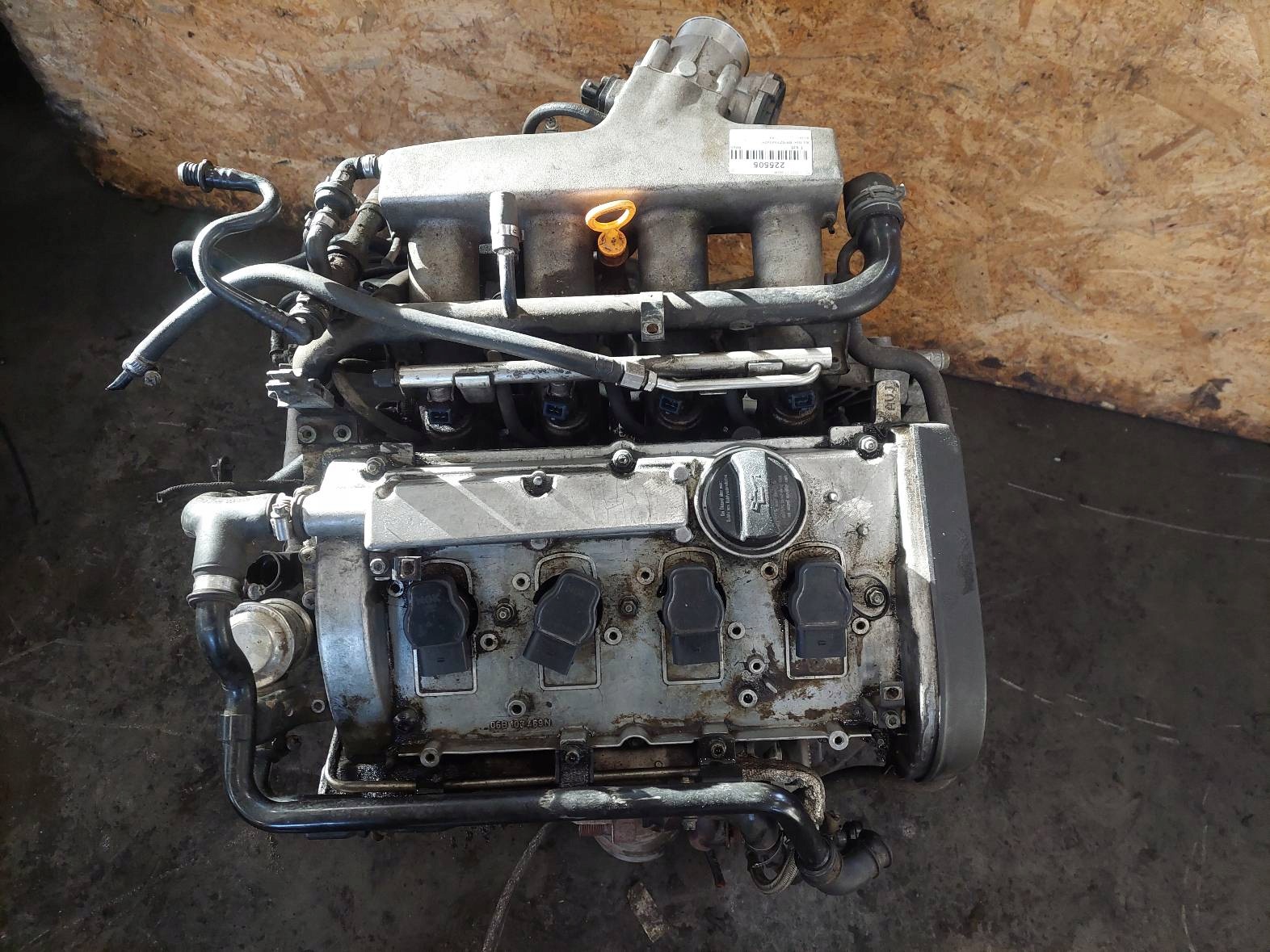 engine petrol AUDI A4 B6 AVJ