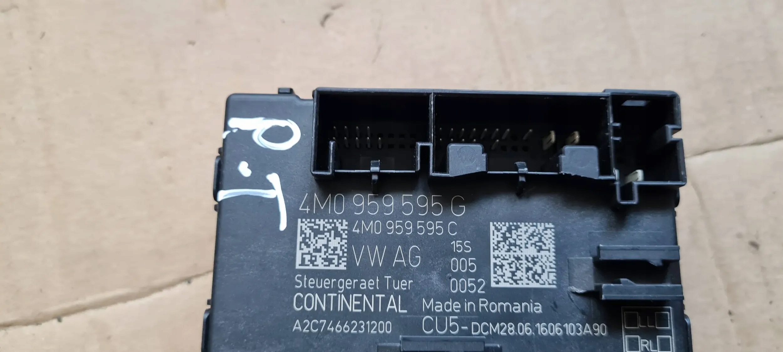 Q7 4M II module control unit door right rear part 4M0959595G