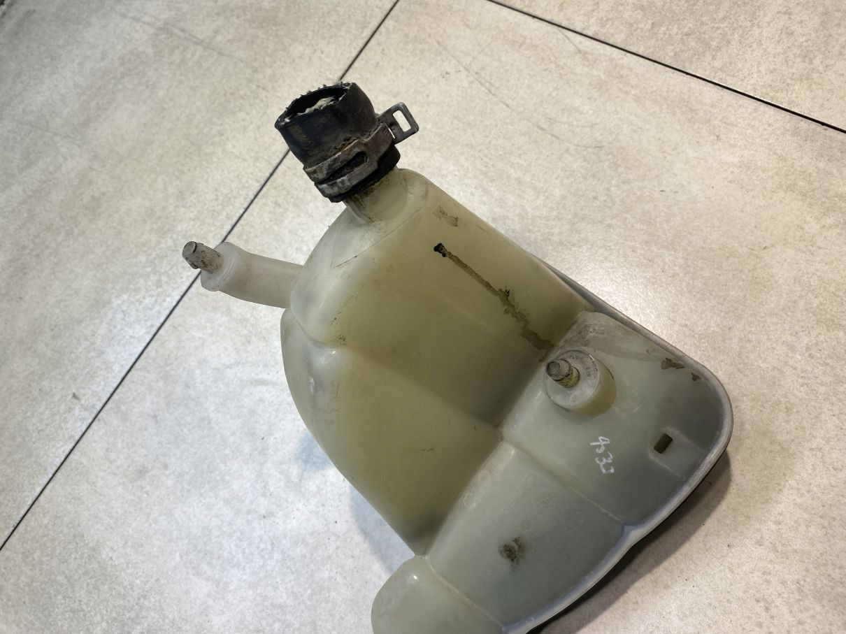 ekspanziona posuda MERCEDES W251 2515000049