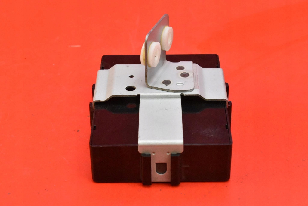 centralina modulo parcheggio PDC 95770-3Z000 HYUNDAI I40 1 e VF 11-15