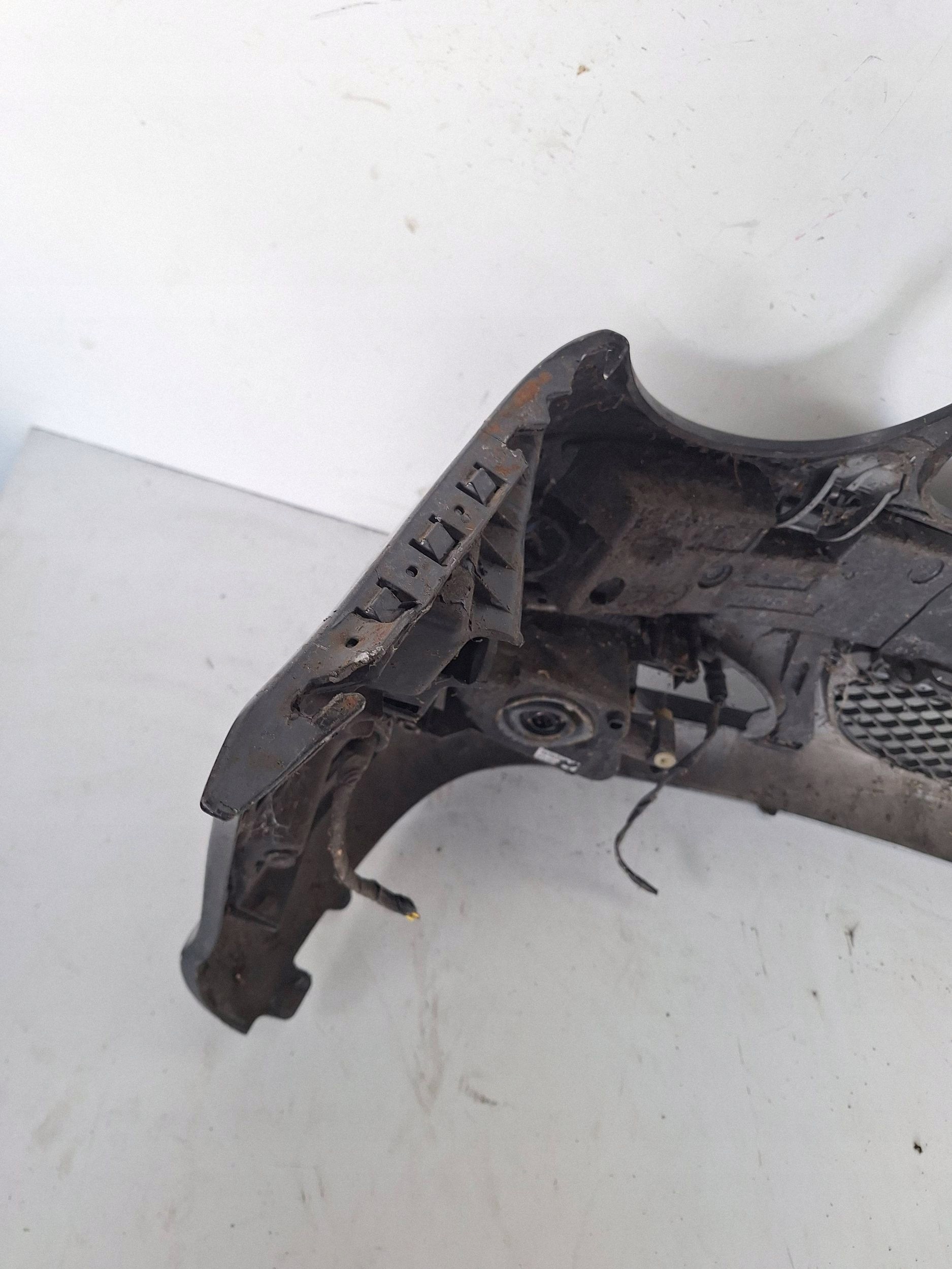 MERCEDES E-class W211 02-06 bumper + PDC + XENON A2118800040