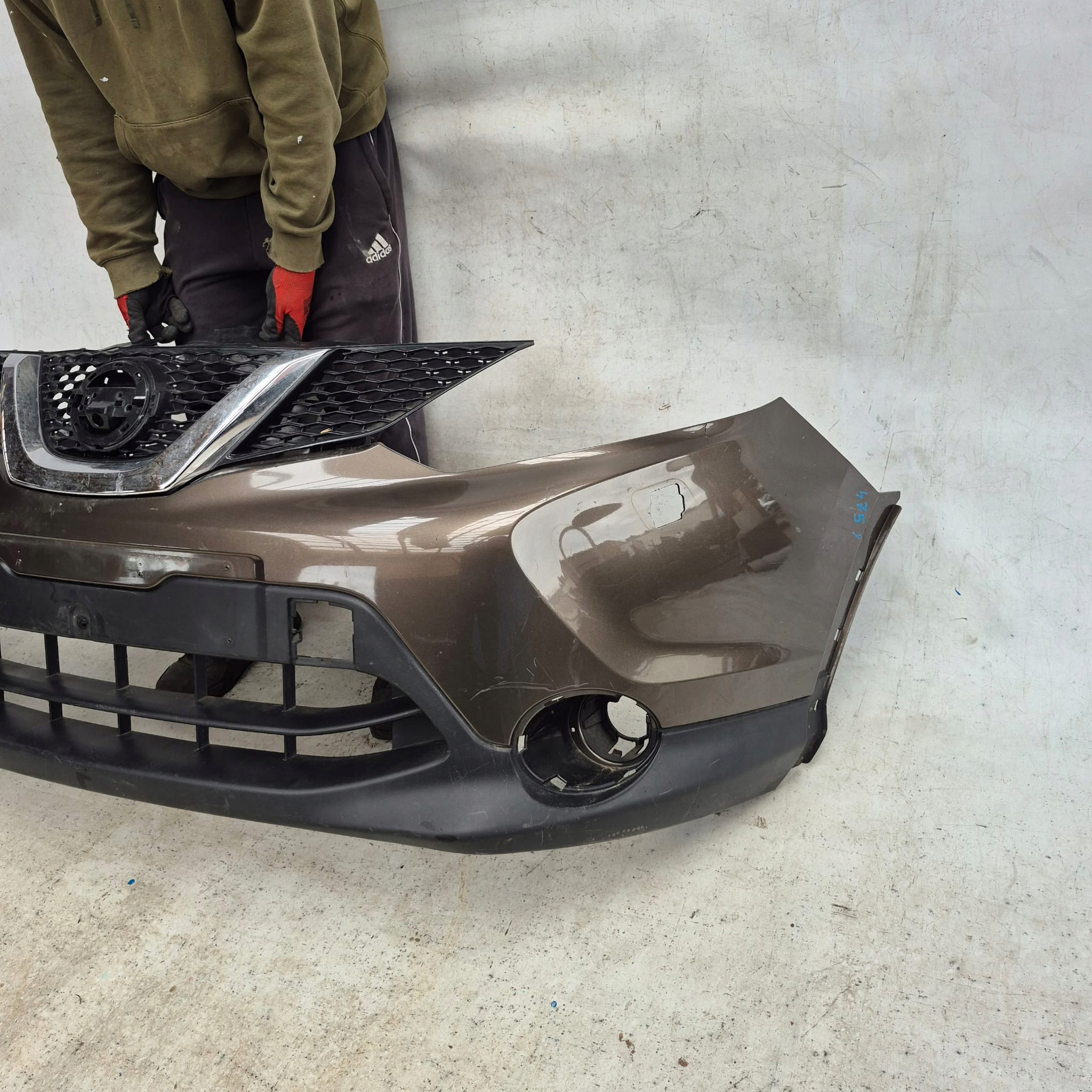 NISSAN QASHQAI II J11 13- bumper front front SPR