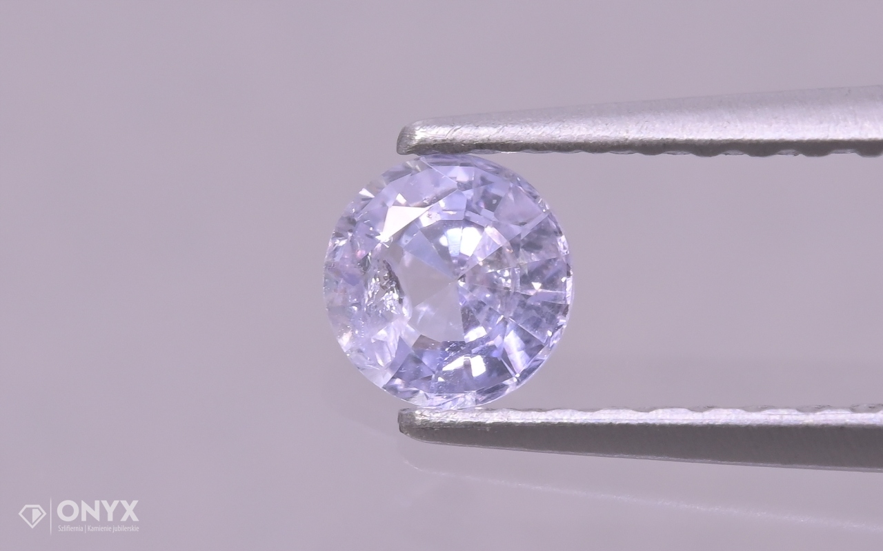 Fazetovaný safír kulatý fi 4 mm