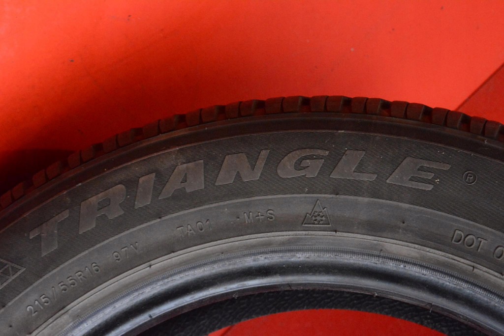 tyre tyres 2 pcs TRIANGLE all season 215/65/16 24R