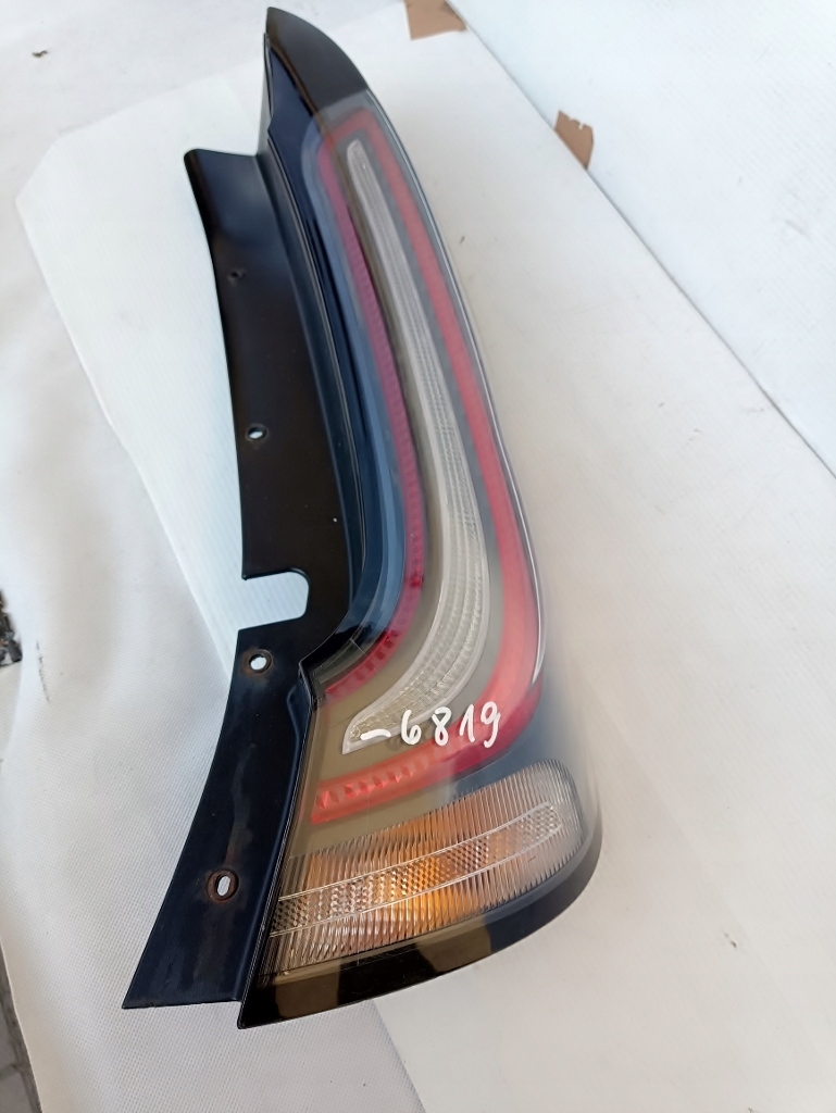 kia SOUL III фонарь правый led