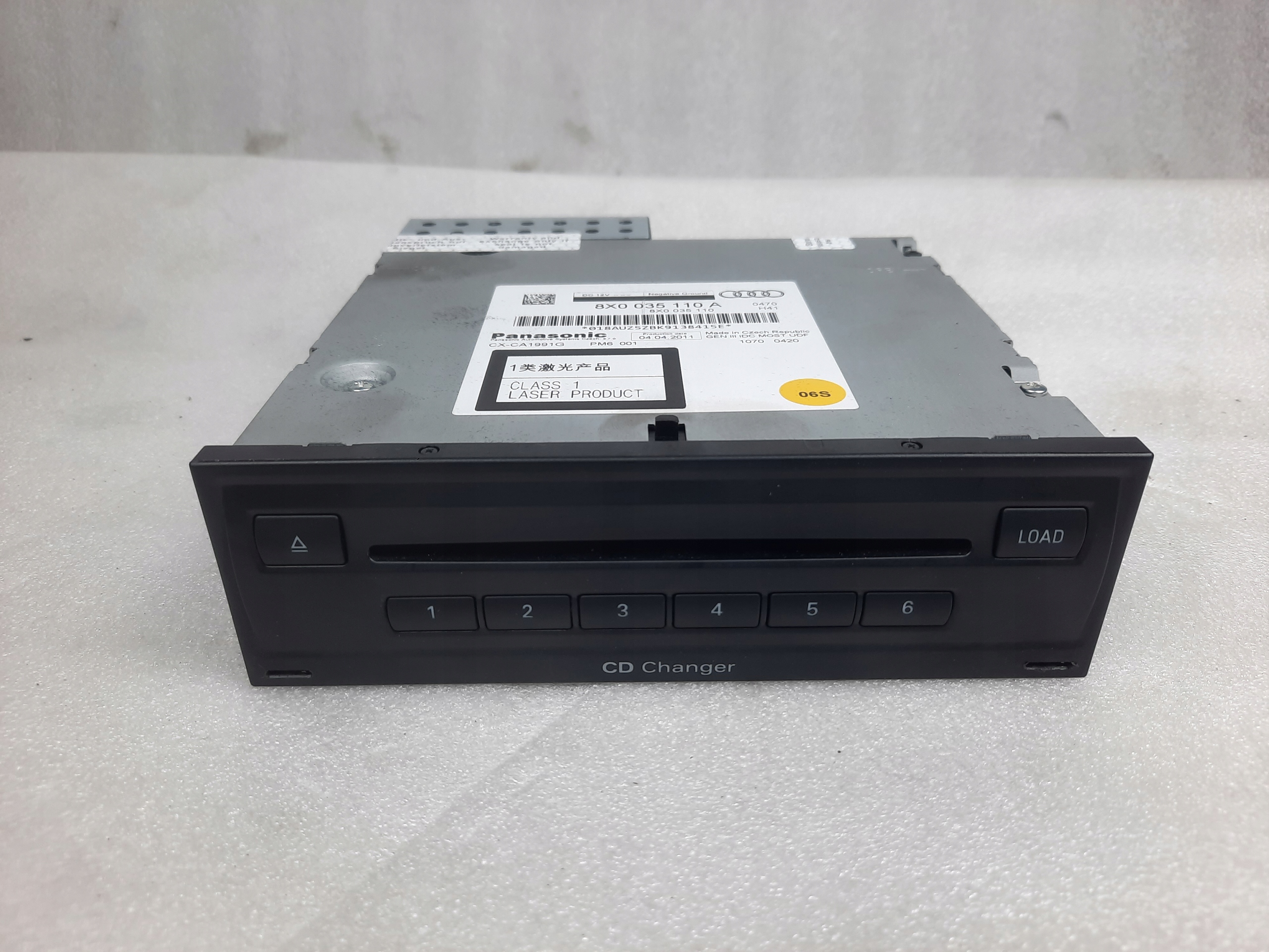 AUDI A3 A4 A5 A6 A7 CD-чейнджер 8X0035110A