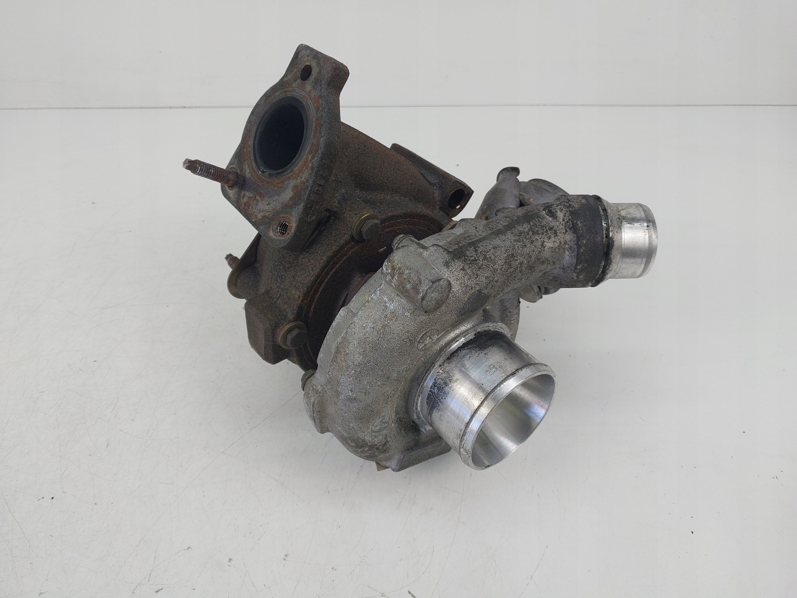 турбина 8200347344 renault LAGUNA III 2.0