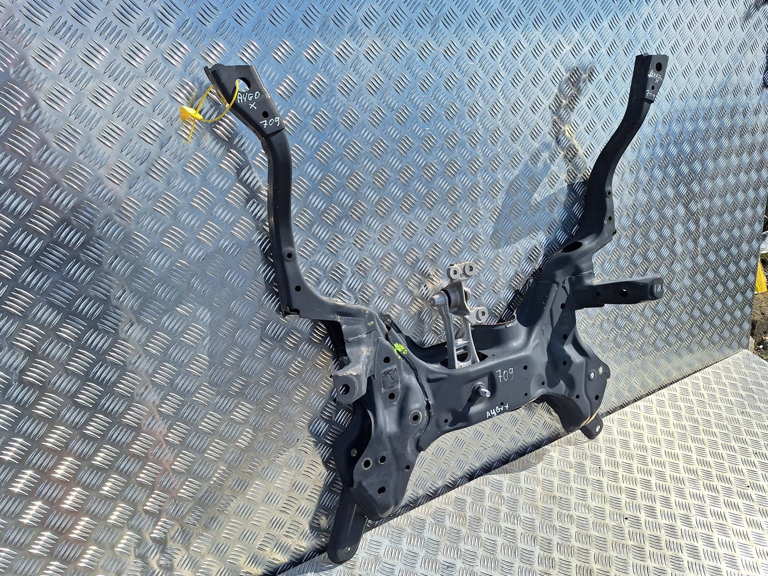 axle beam axle beam subframe TOYOTA AYGO X 22-26