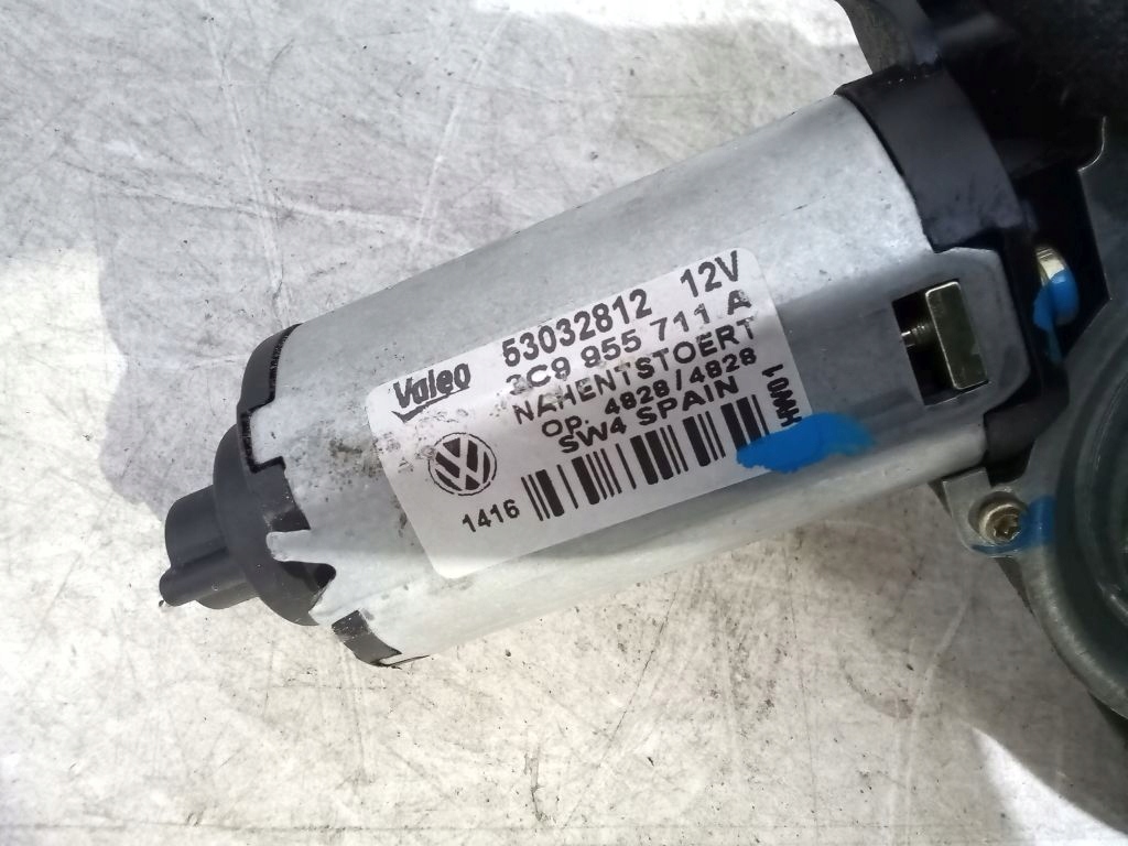 VW Passat B6 kombi Motor Wischer heck 3C9955711A