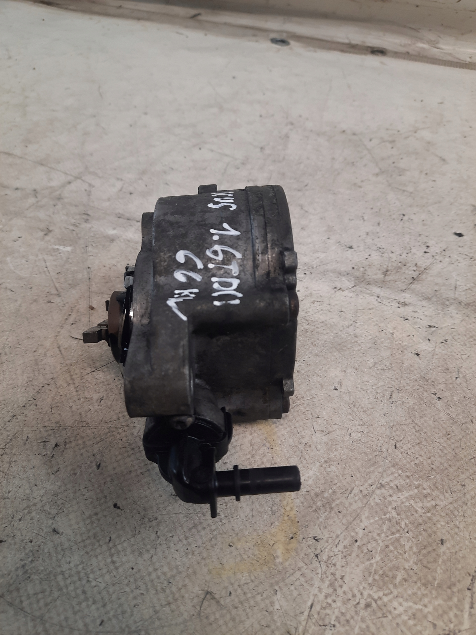 Focus MK3 c-max MK2 1.6 насос вакум