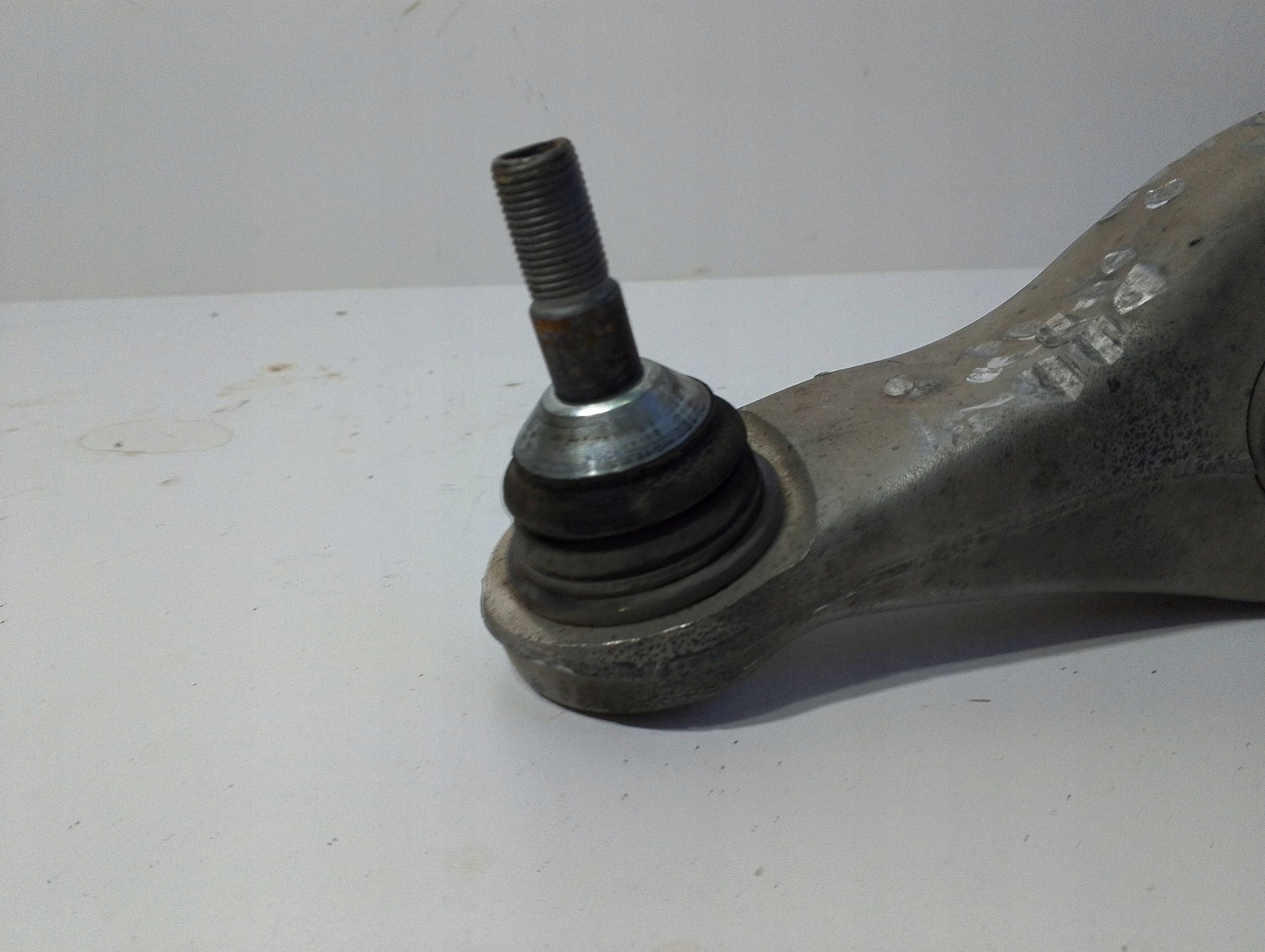 Jeep Grand Cherokee WK2 arm front left 04877661AB (Q541)