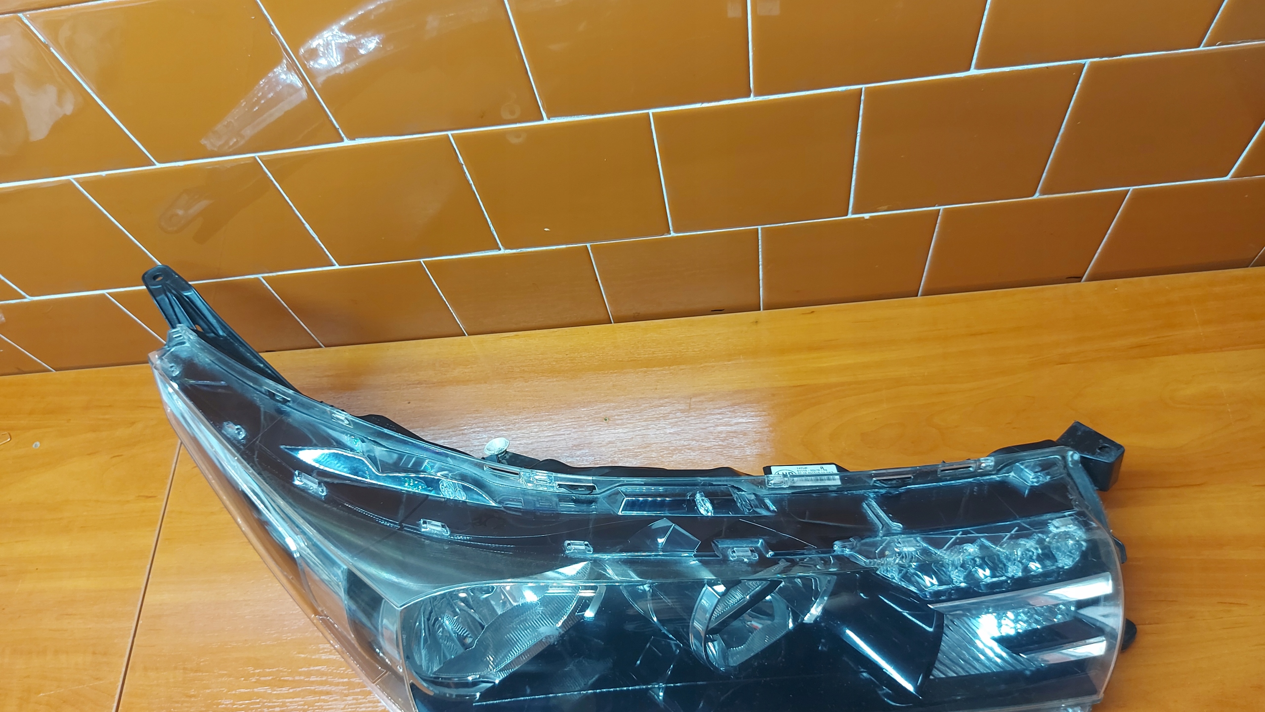 REFLEKTOR Licht rechts rechts vorne TOYOTA COROLLA E16 E18 13-16