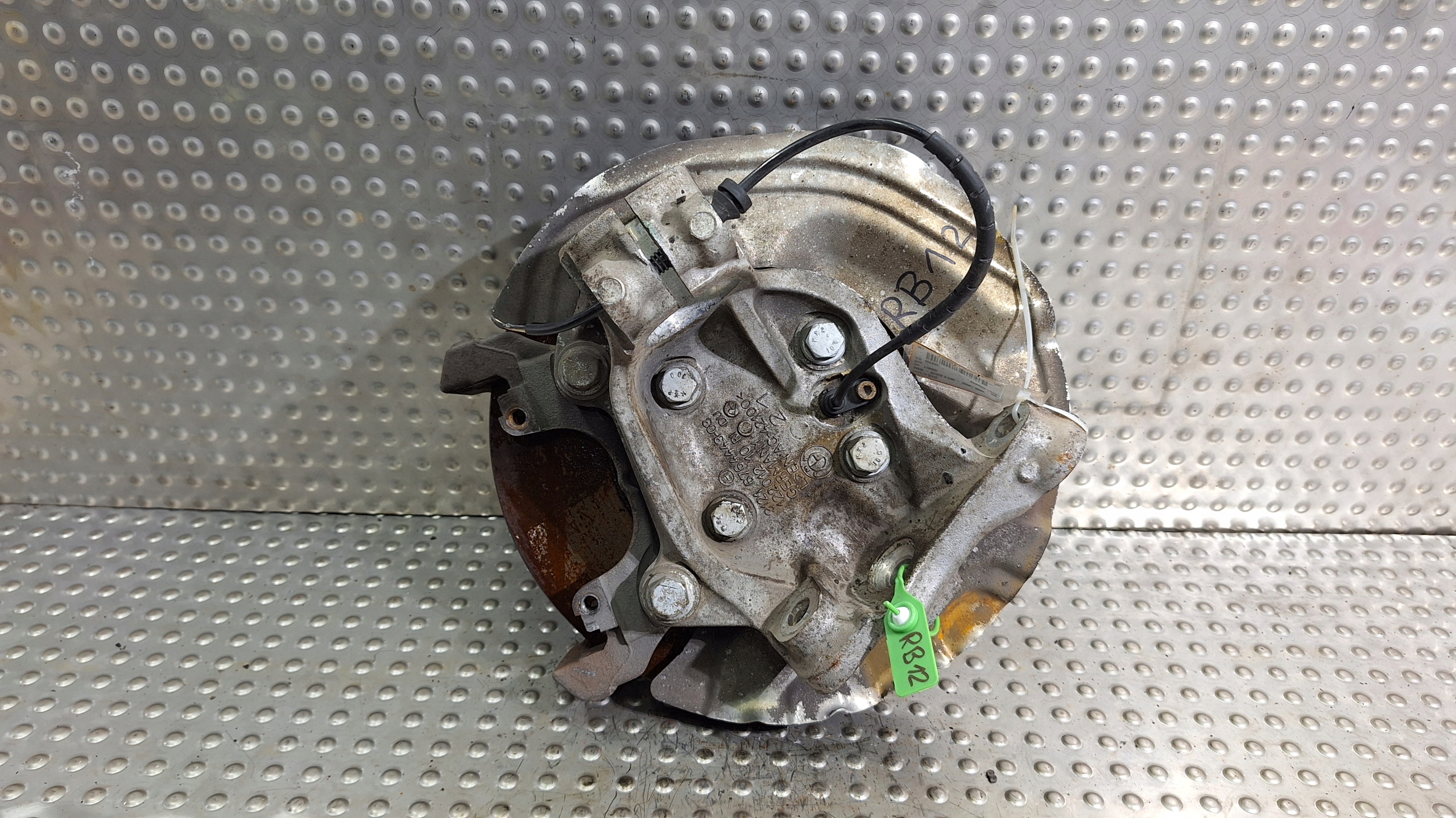 otoč čapu ľavá predok 6764443 BMW E81 E87 E90 E91 E92 E93