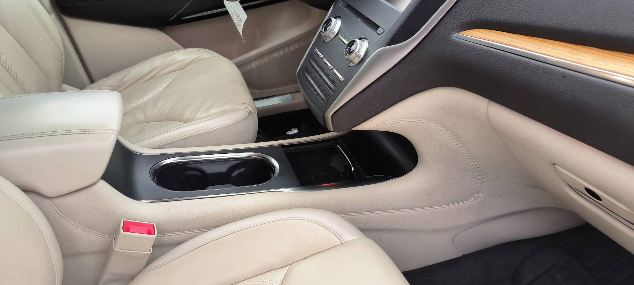 kormány LINCOLN MKC