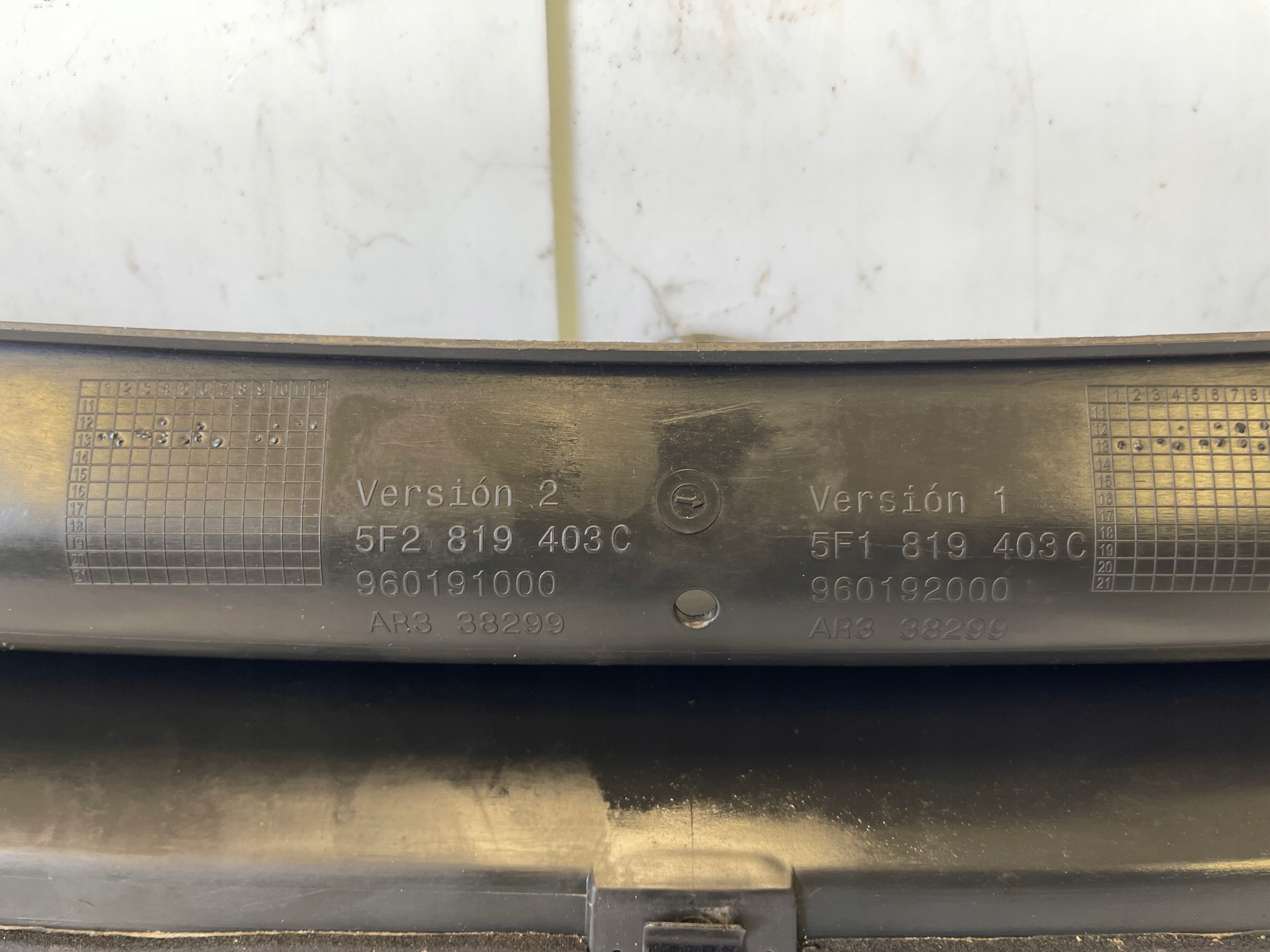 SEAT LEON III torpedo plastic EU 5F2819403C