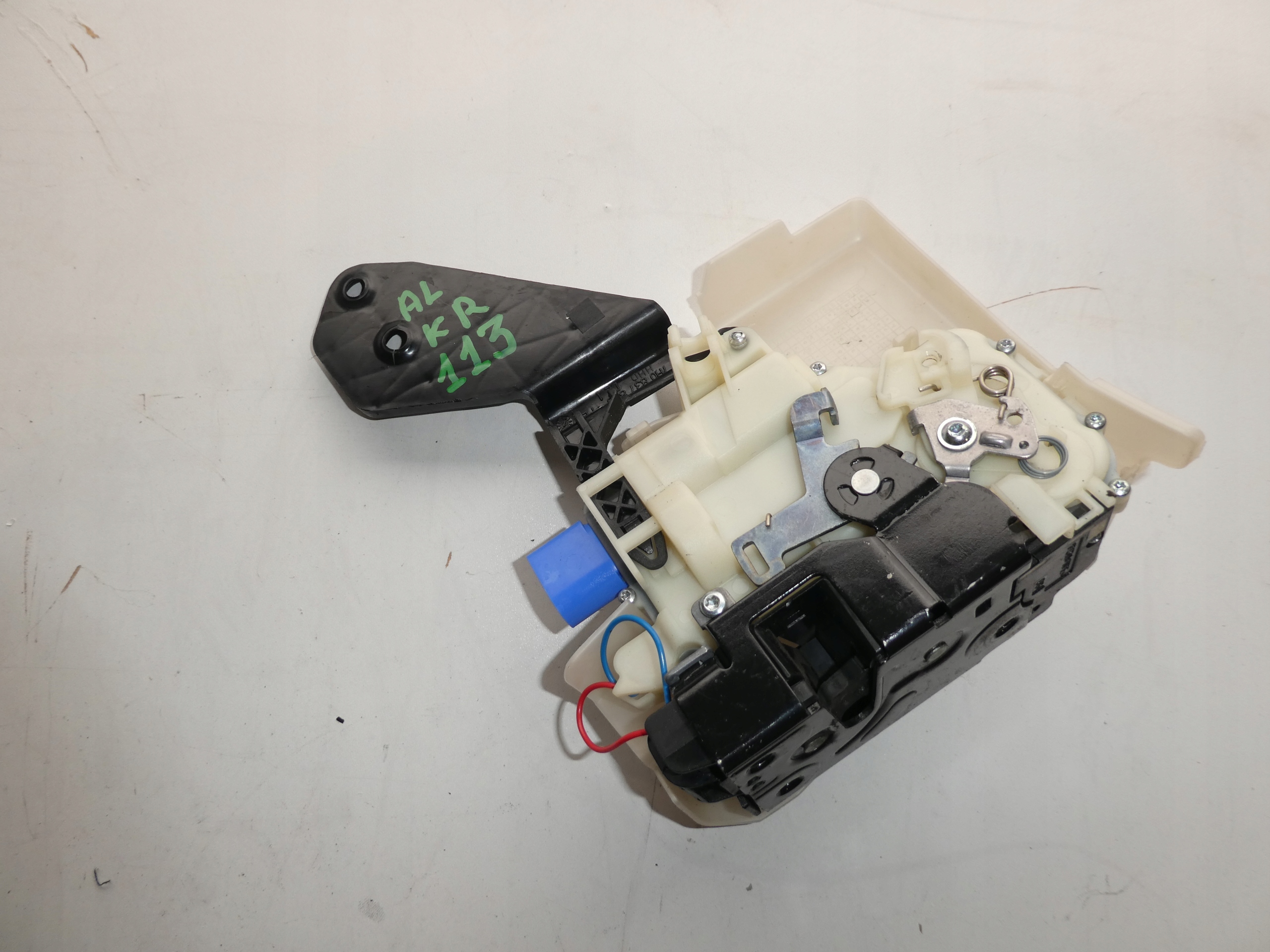 VW T5 LIFT T6 lock door right front 7E1837016B