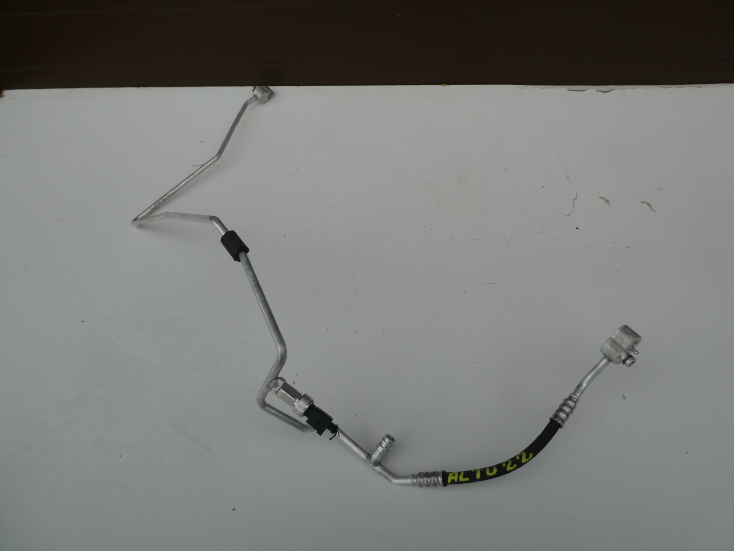 VW TIGUAN 5N Schlauch KLIMY 5N0820741C