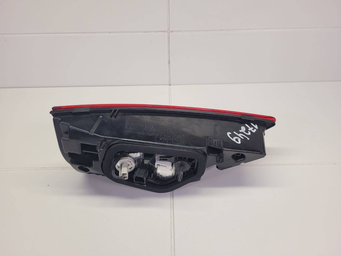 light rear right side Opel Grandland X 2019 YP00016480