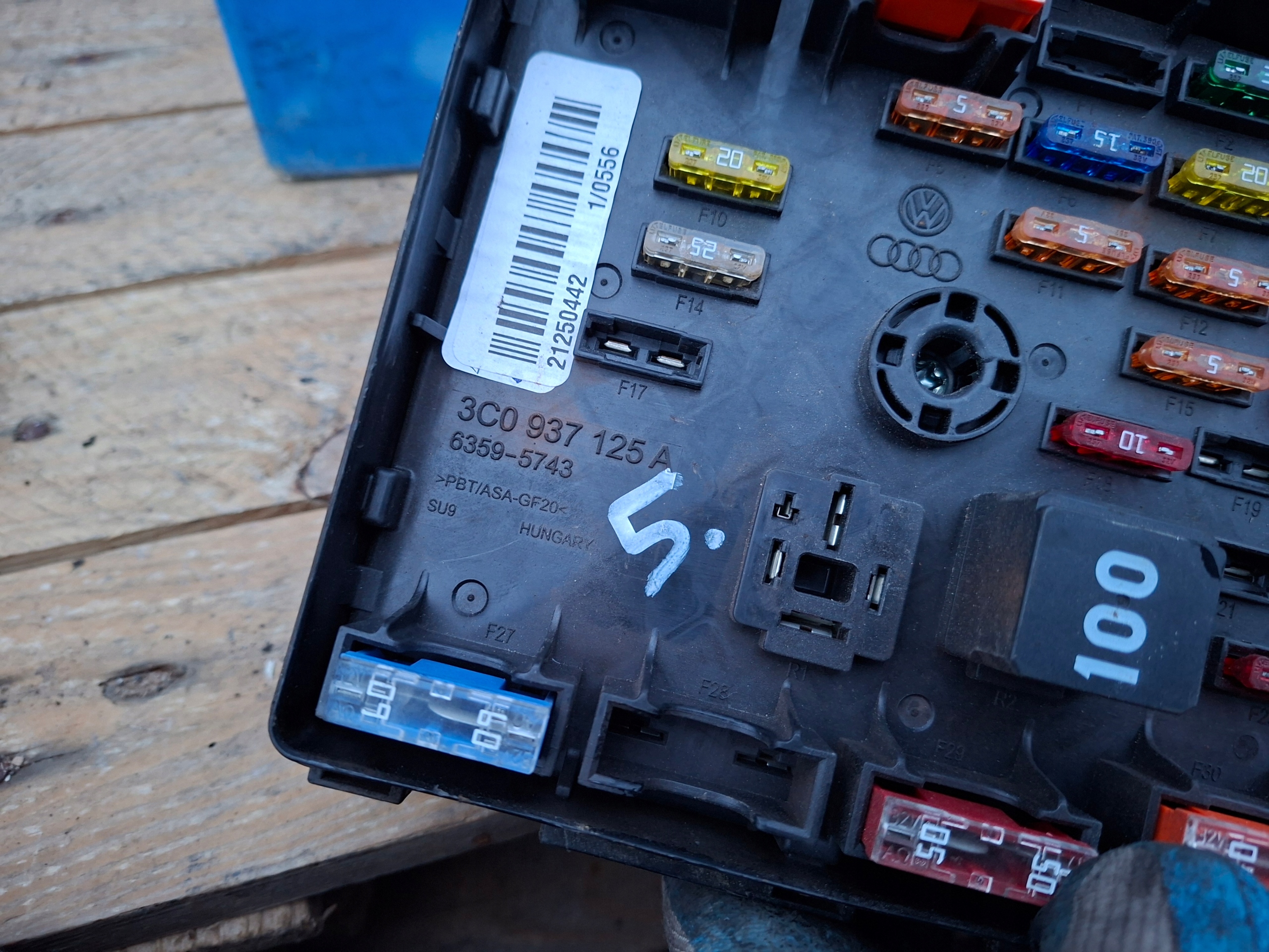 Module fusibles Module VOLKSWAGEN PASSAT CC B6 B7 3C0937125A