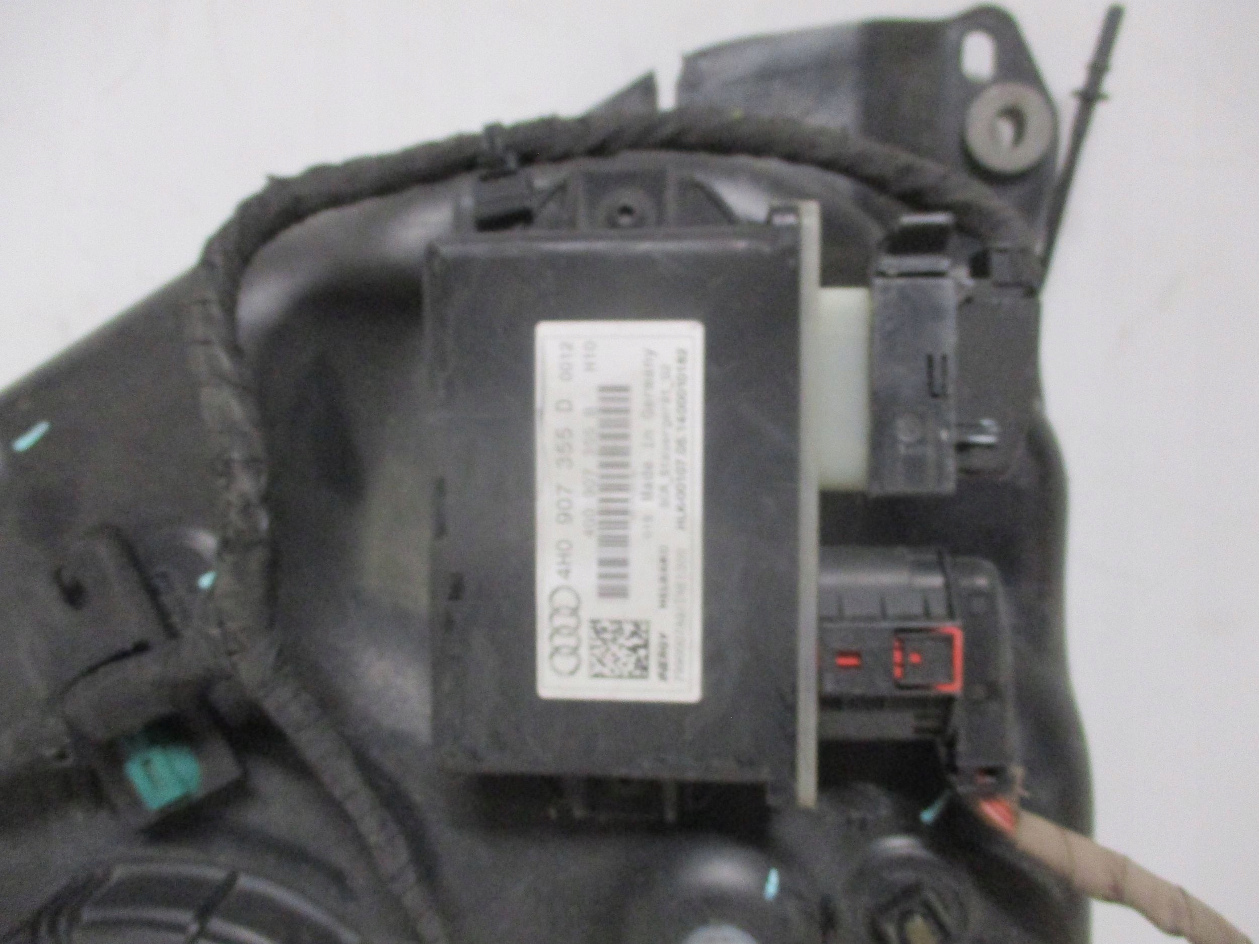 Behälter ADBLUE AUDI A4 S4 B8 8K 8K0131877R