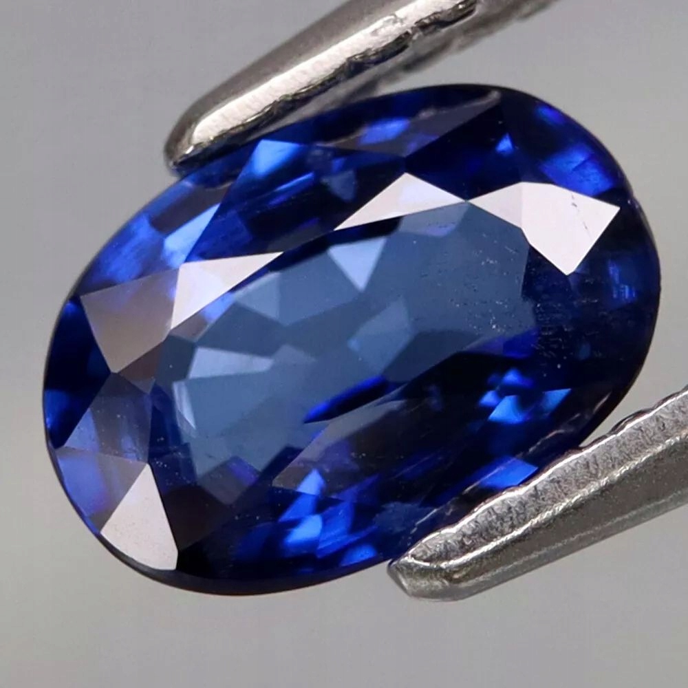 Safír 0.92ct Modrý Ovál eCertifikát Wbd