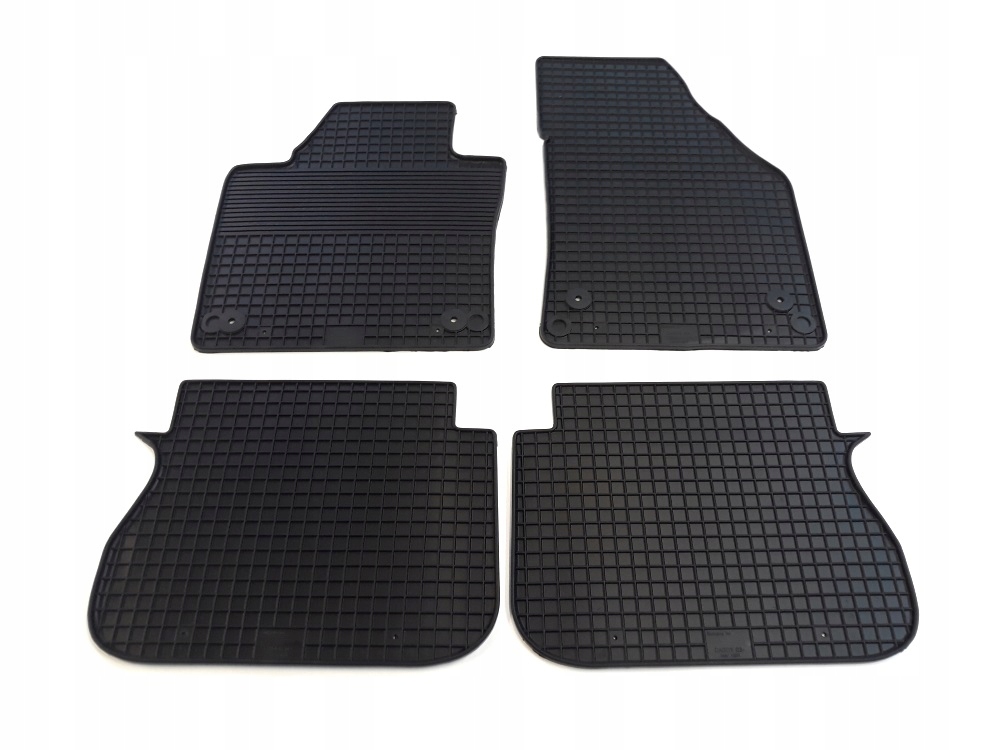 Коврики Volkswagen OE gumower1061550041 4 el.