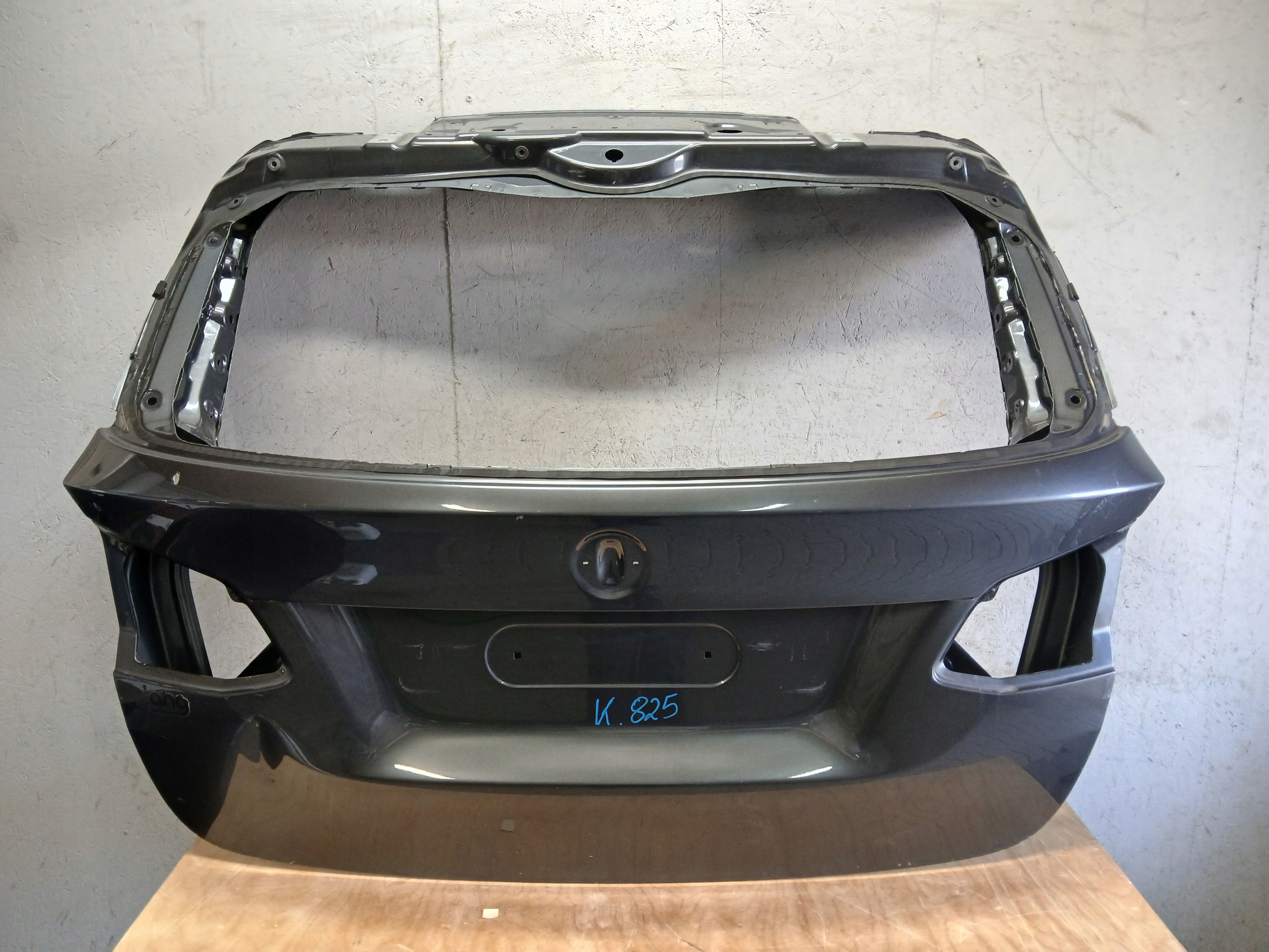 boot door BMW II 2 F45
