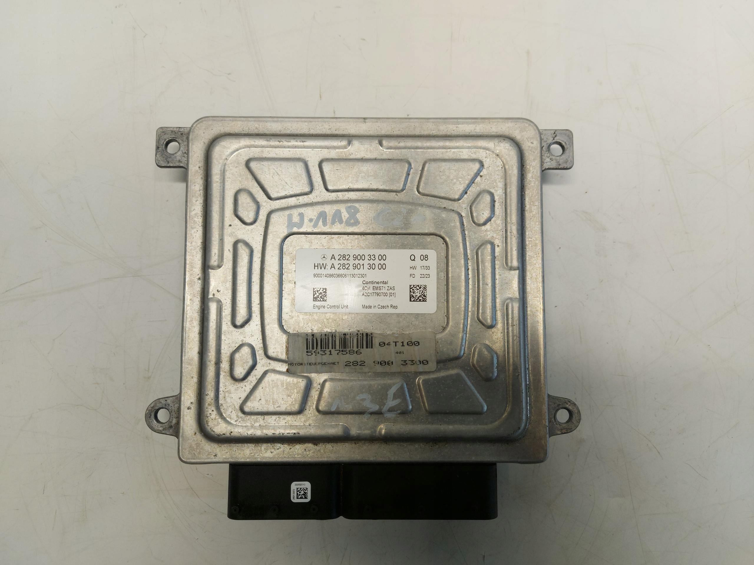 MERCEDES W118 CLA 1.3B computer control unit ECU A2829003300