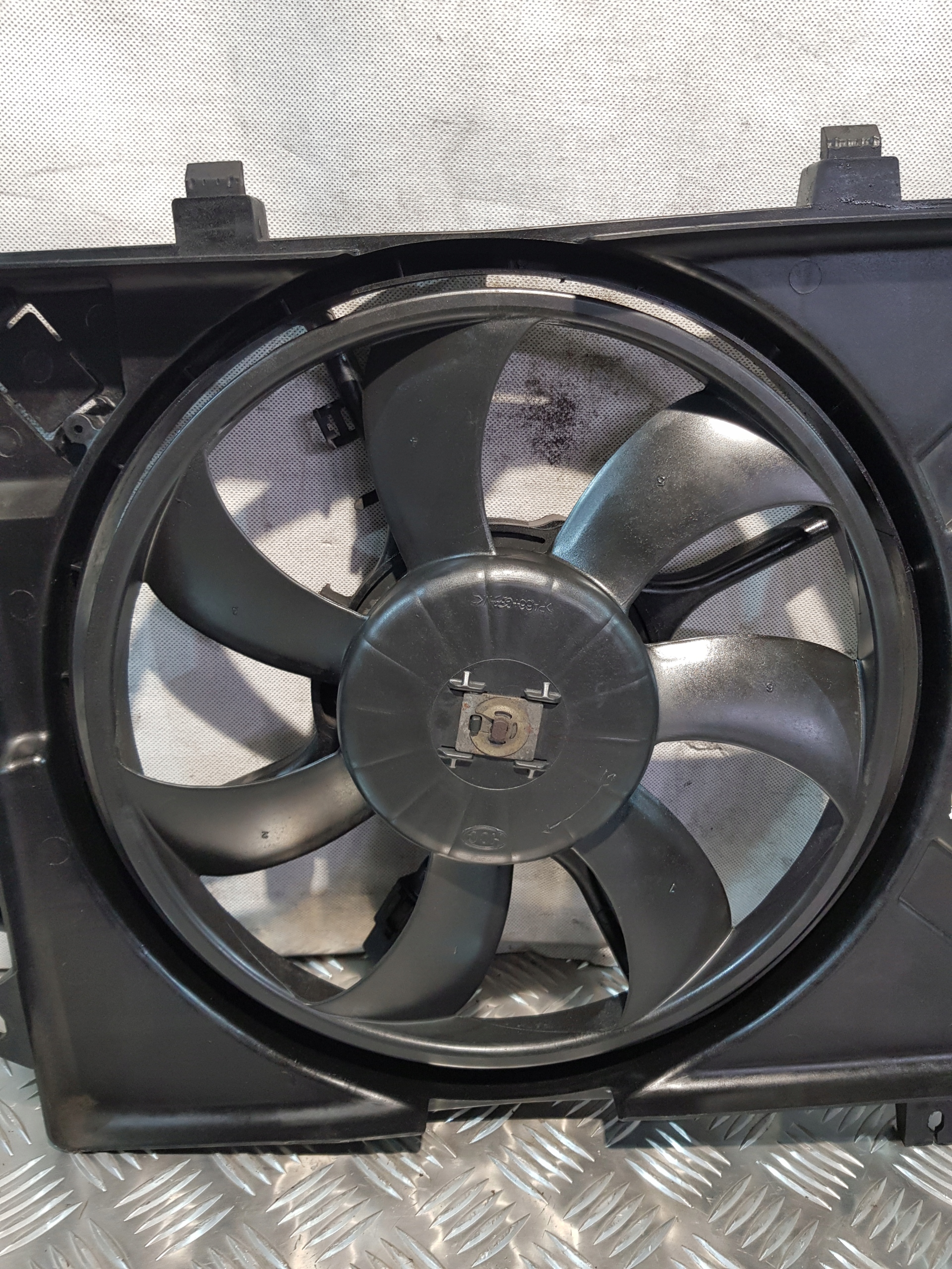 ventilátor chladiče HYUNDAI GETZ 1.5D 04R