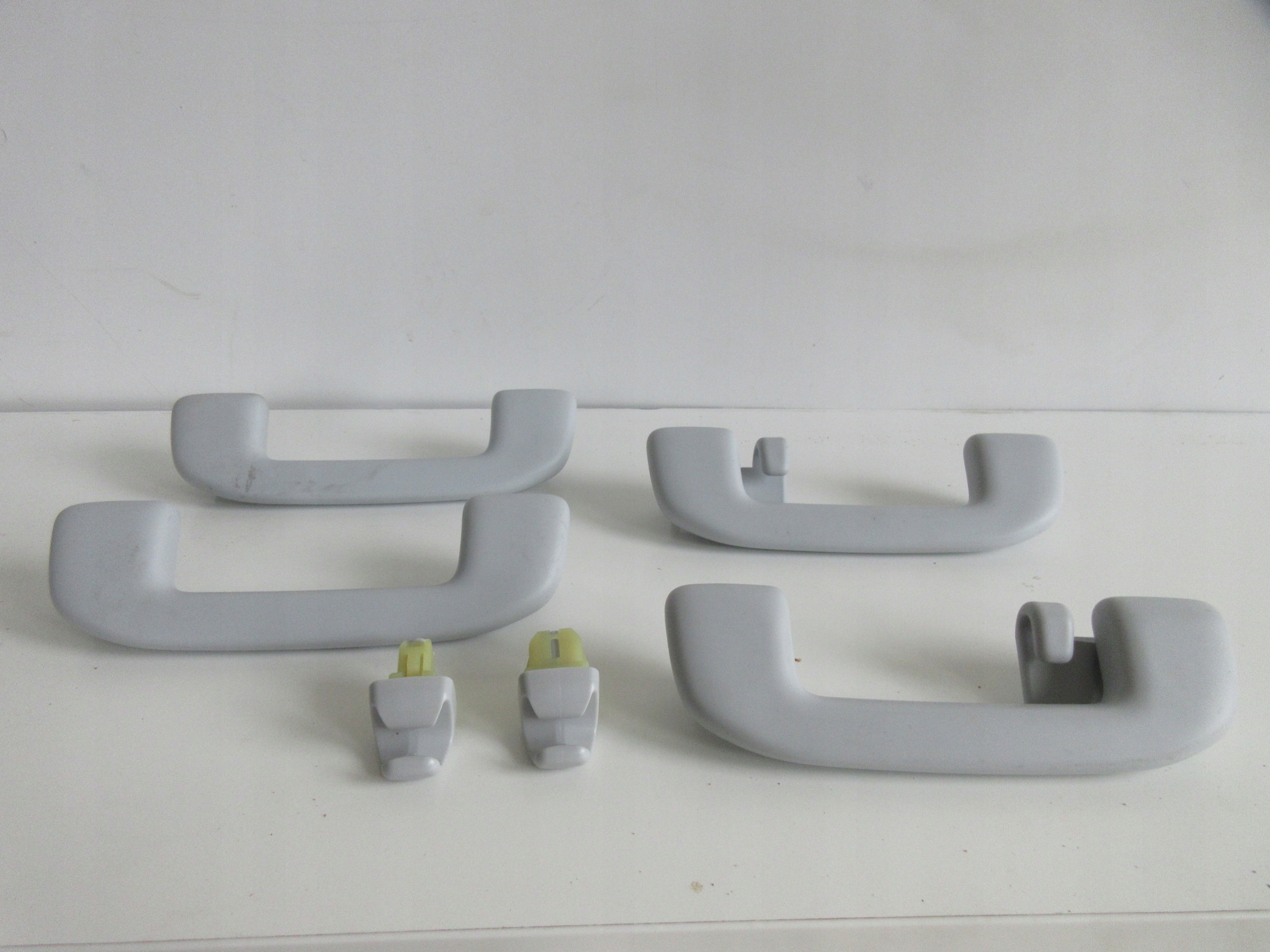 PRIUS IV ПОВНИЙ КОМПЛЕКТ РУЧКИ СОФІТА