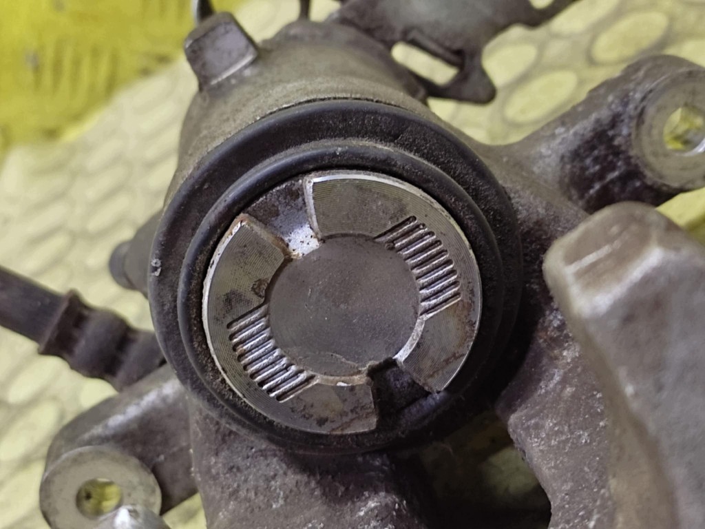 OPEL ZAFIRA A bremssattel bremse sattel brems- rechts heck
