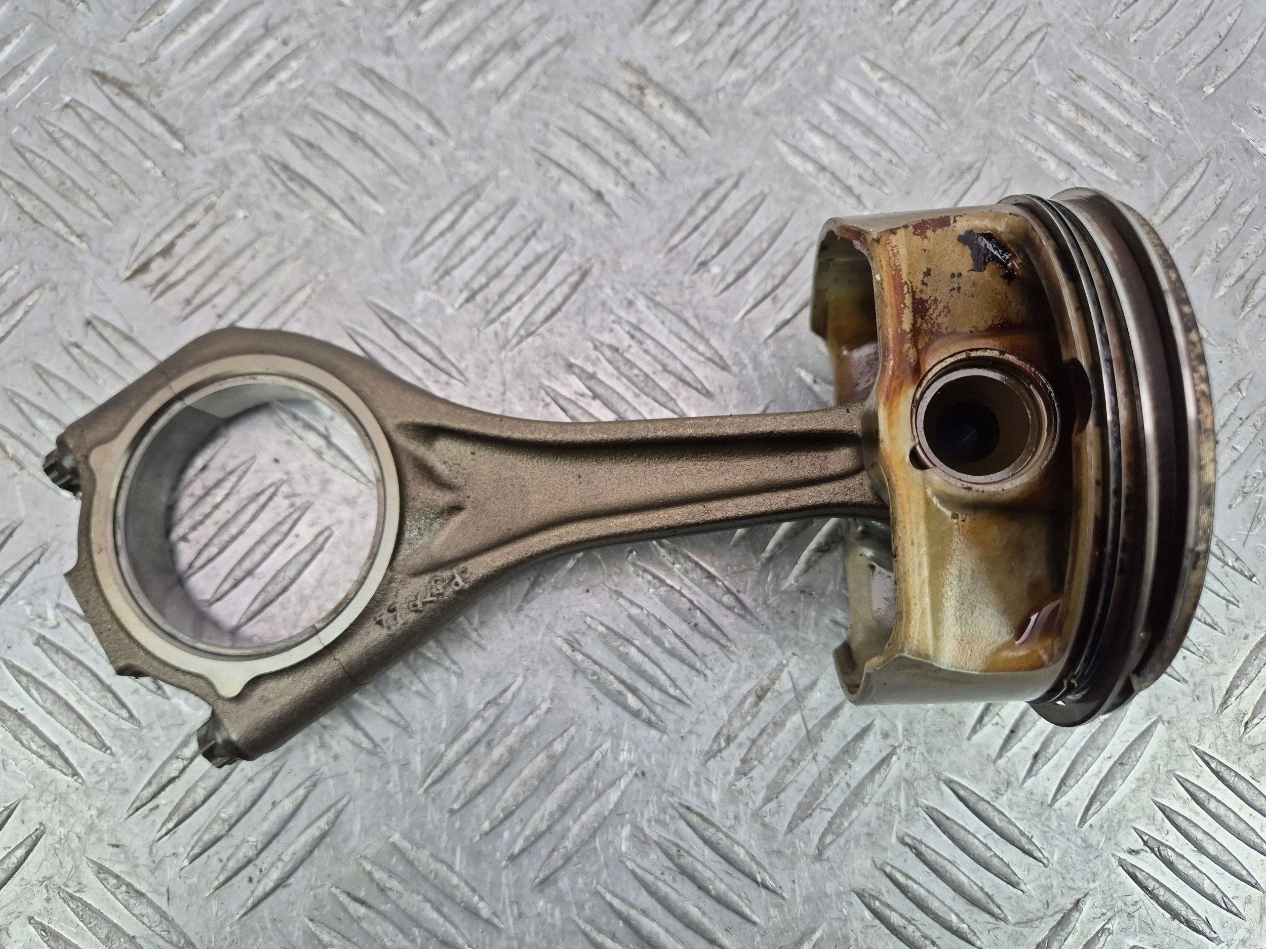 Piston avec bielle BMW N62 7 E65 E66 750i 7544525 N62B48B