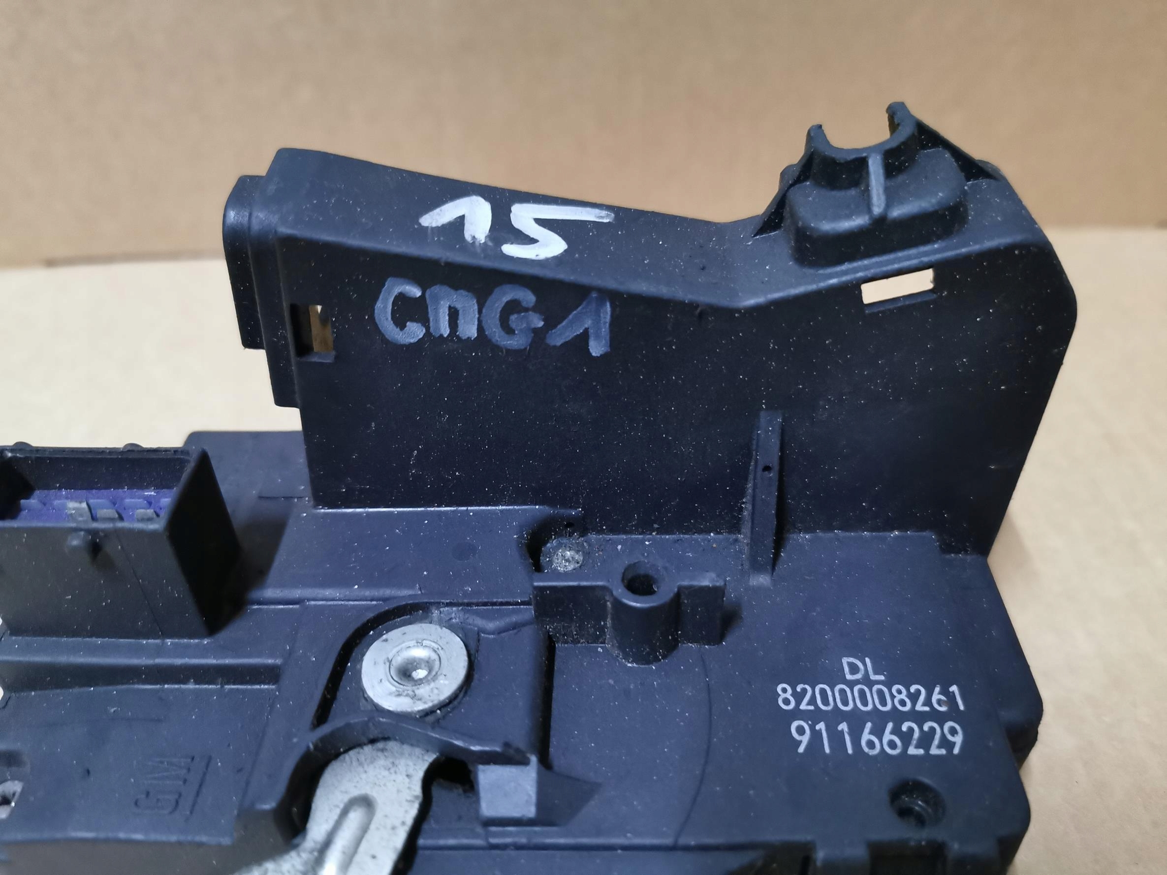 lock door right front RENAULT TRAFIC II 01-14