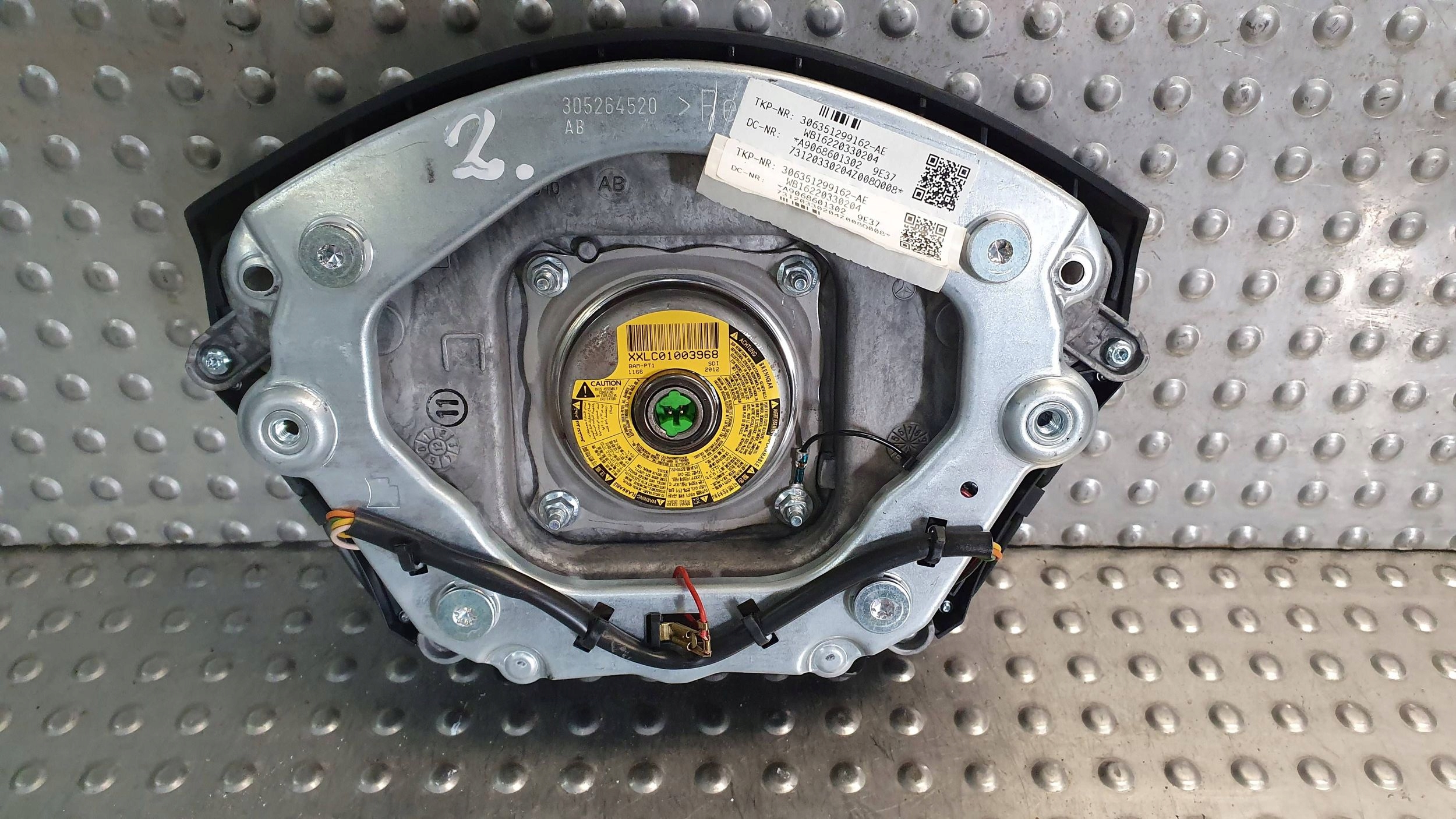 Airbag Deckel AIRBAG MERCEDES SPRINTER W906 MULTIFUNKCJA 06- A906860130