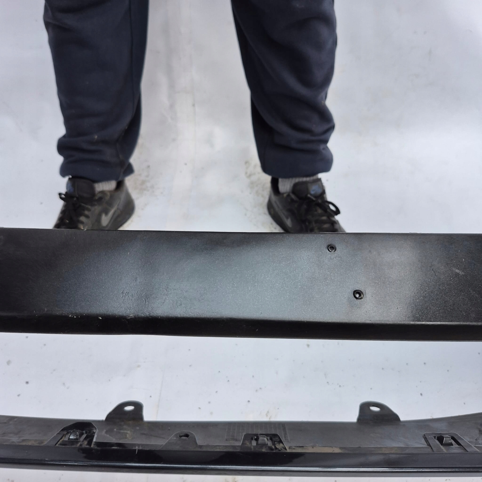 PORSCHE MACAN and 1 S LIFT 18-24 bumper front front PDC