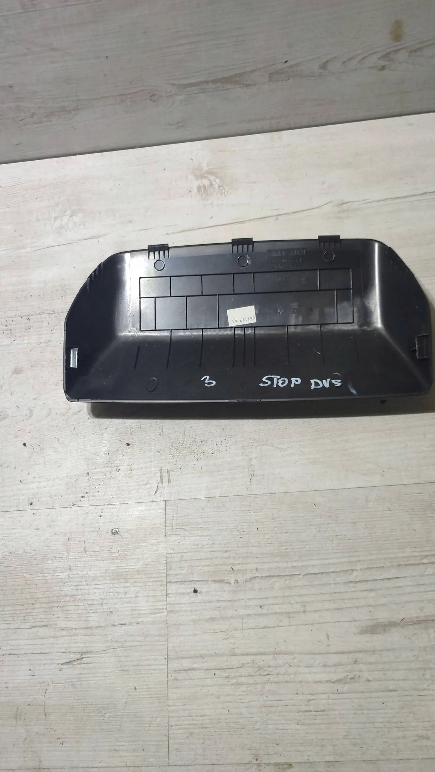 Dacia Duster II 17r 1.2 Blende Abdeckung Trzeciego swiatla stop