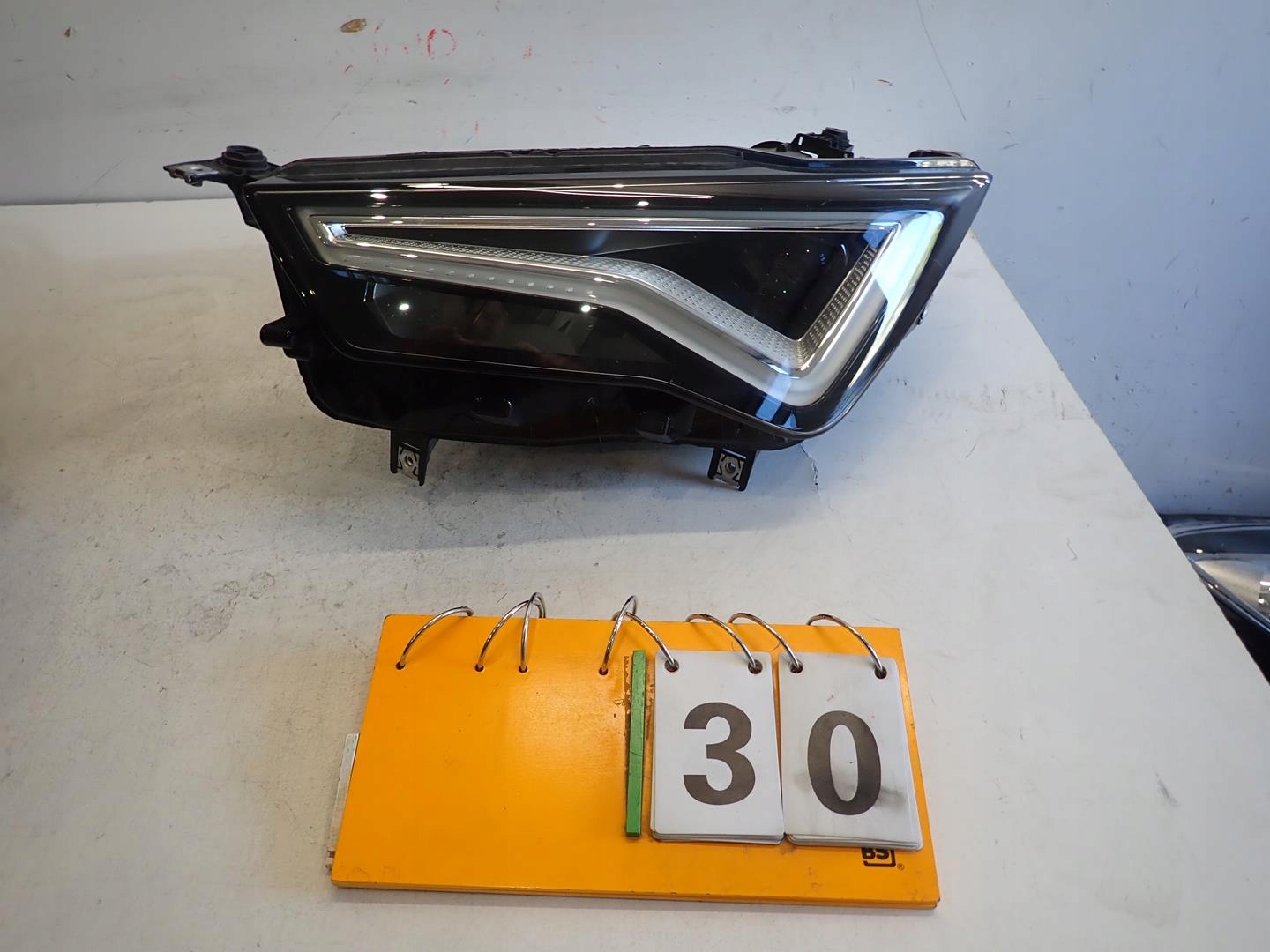 light front front left SEAT ATECA LIFT 2020- FULL LED 576941031B