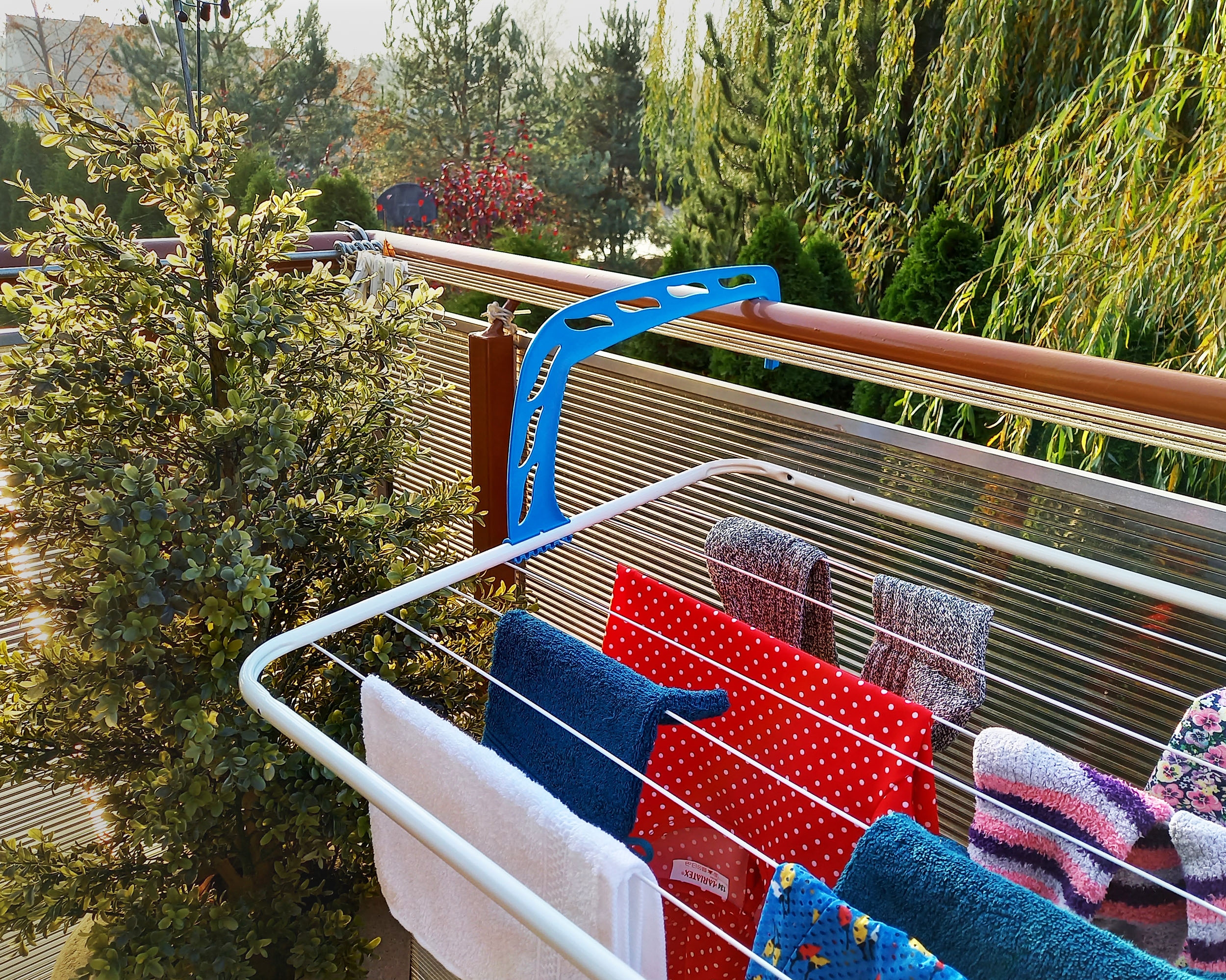 Suszarka na pranie bieliznę na grzejnik kaloryfer Głębokość produktu 54 cm