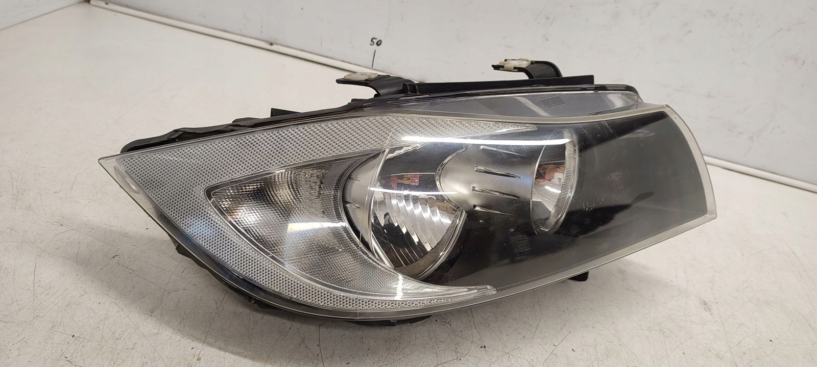 light front front right BMW E90 2,0i