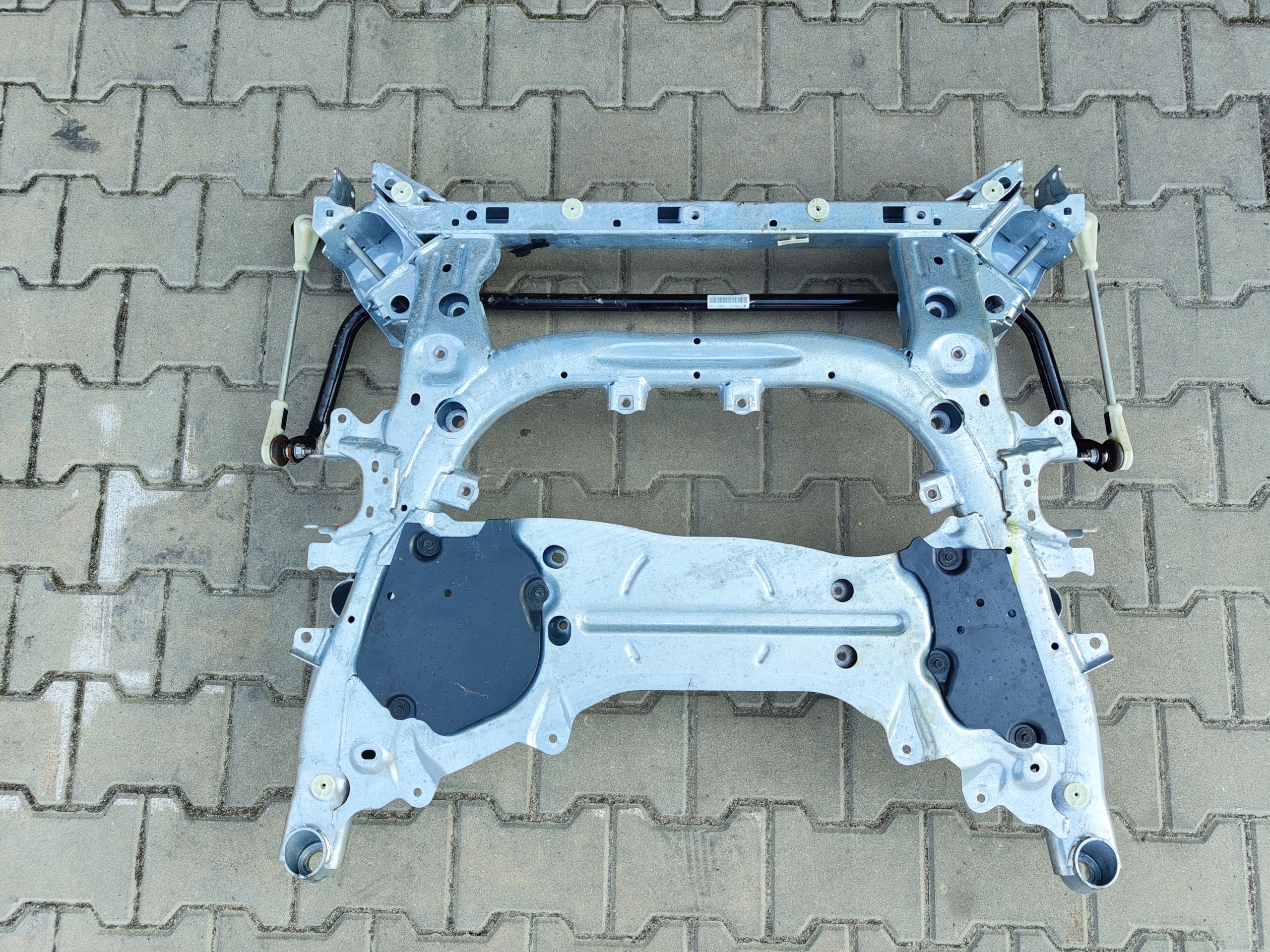 BMW G20 SANKI WÓZEK PRZÓD STABILIZATOR 8841116