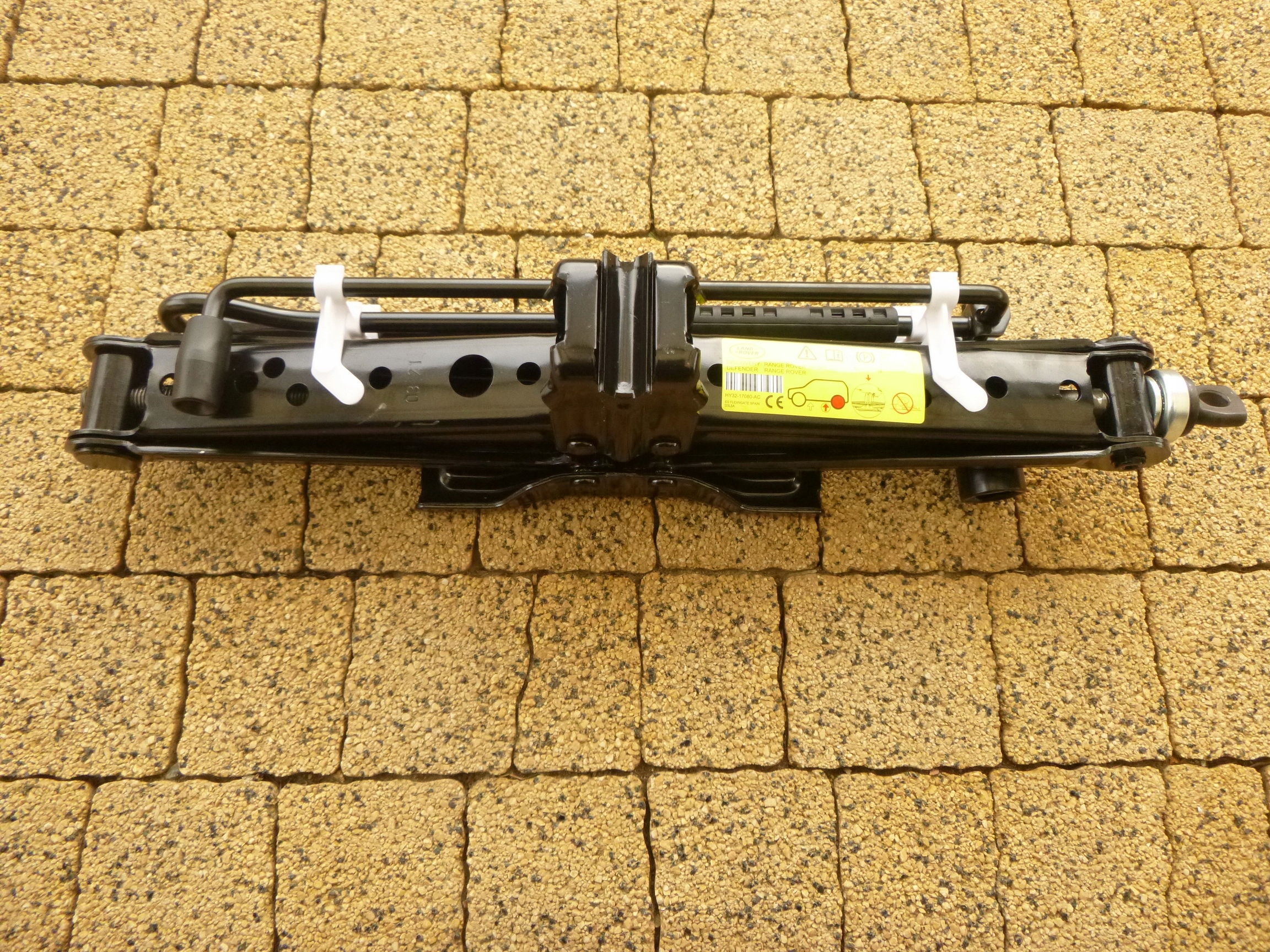 HY32-17080-AC - ДОМКРАТ LAND ROVER RANGE ROVER 2017-