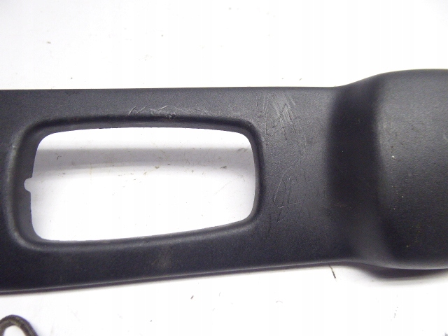 CITROEN C4 I 04R- OSŁONA SZYBY CZOŁOWEJ SENSORA Producent części Citroen OE