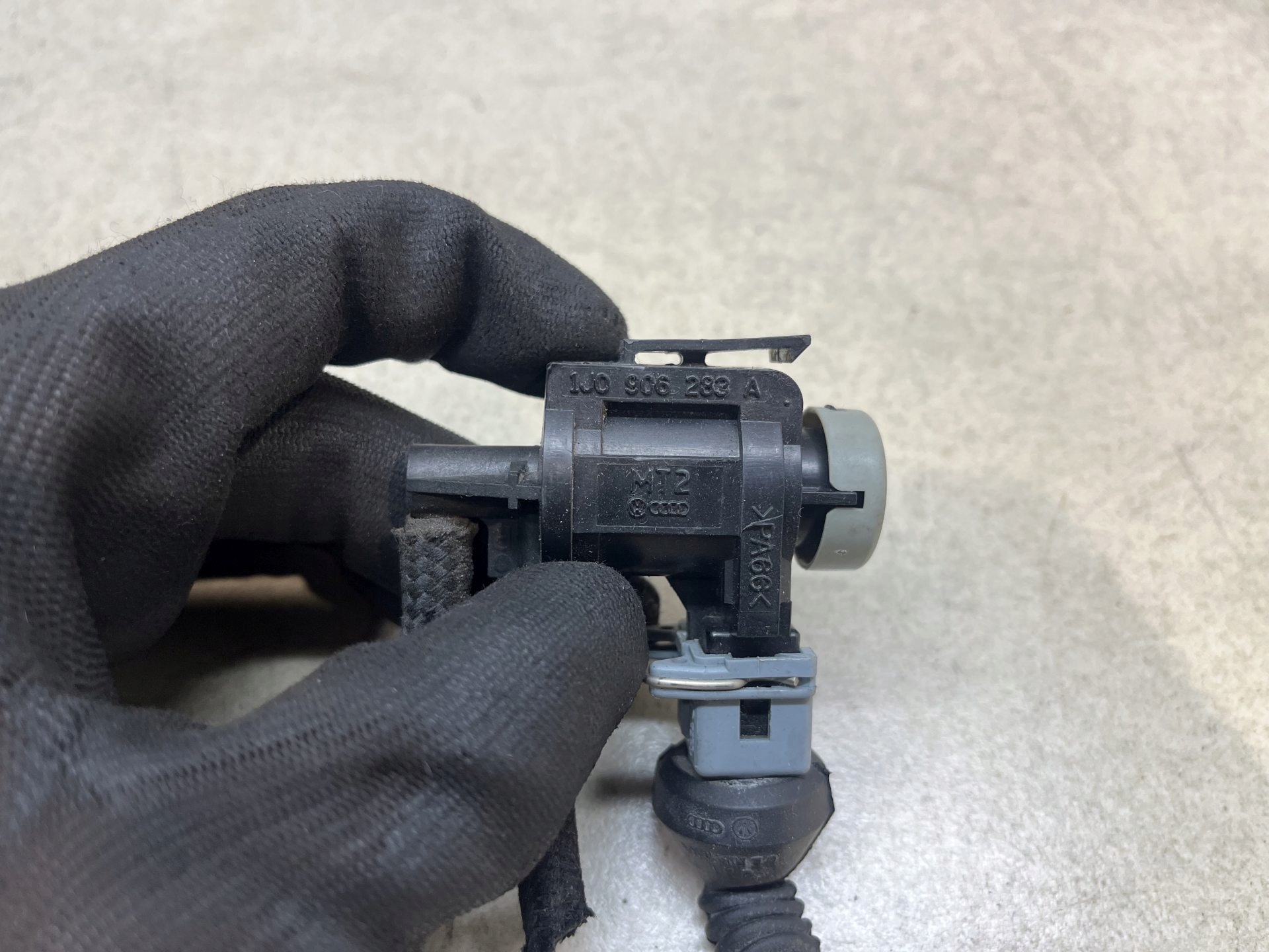Sensor Unterdruck AUDI A4 B6 2.5 TDI 1J0906283A