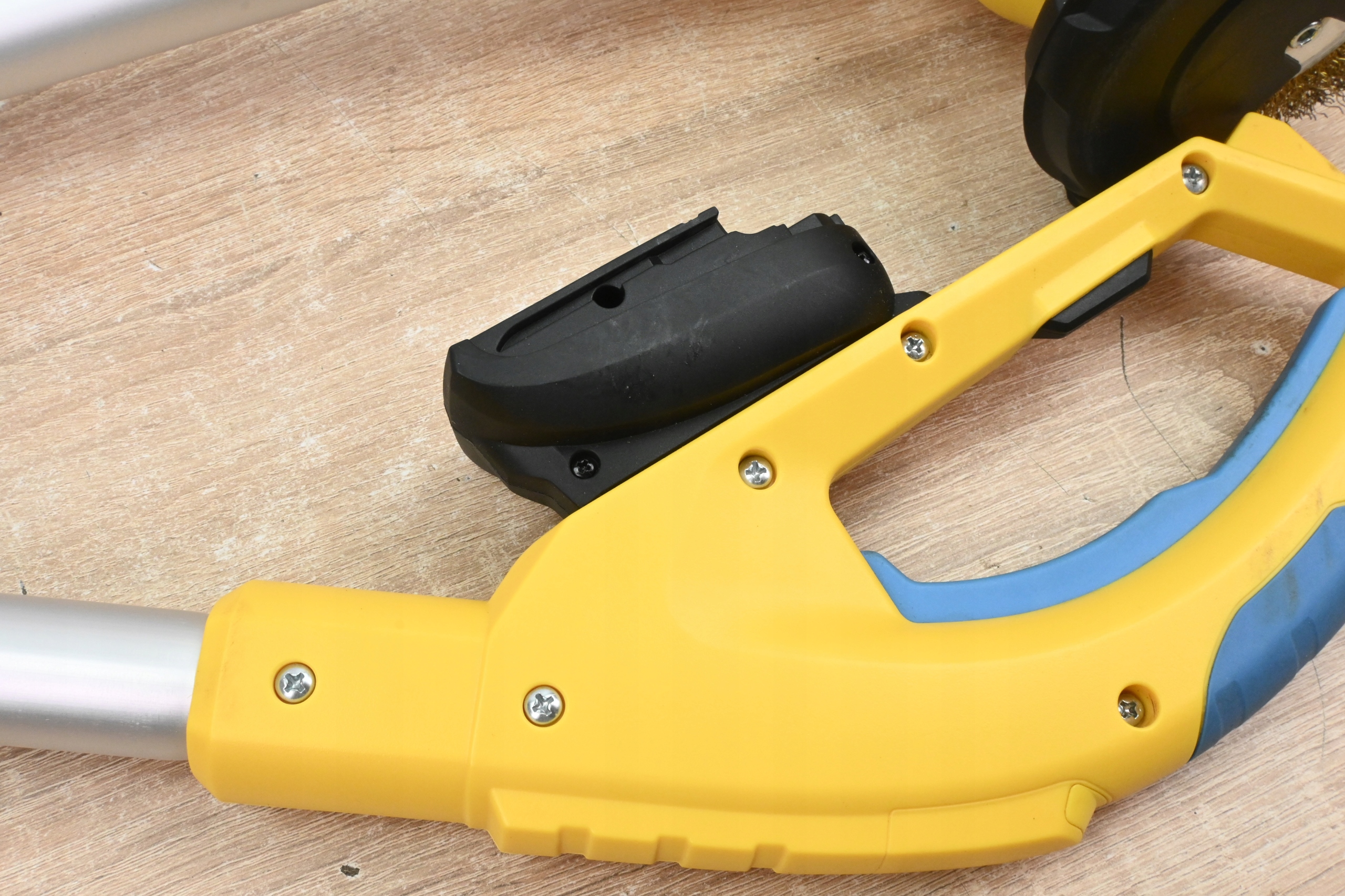 GLORIA Li-On WEEDBRUSH SZCZOTKA DO FUG KOSTKI BRUK Kod producenta 000288.0000