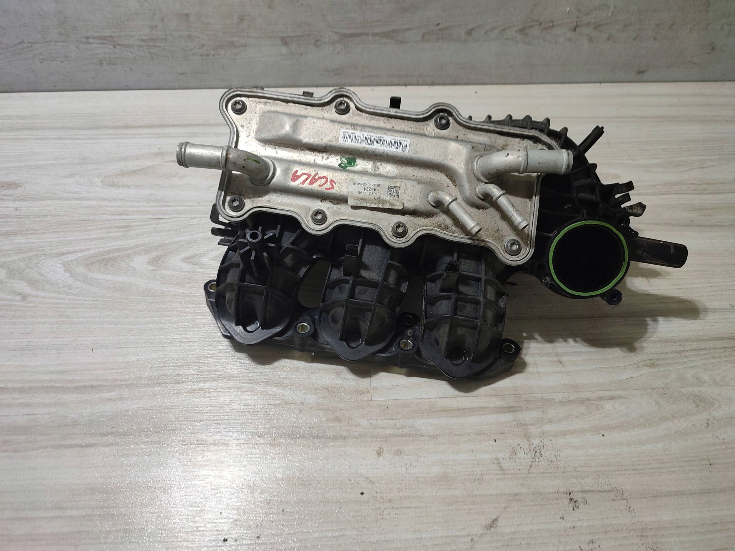 Skoda Scala 2020 intake manifold