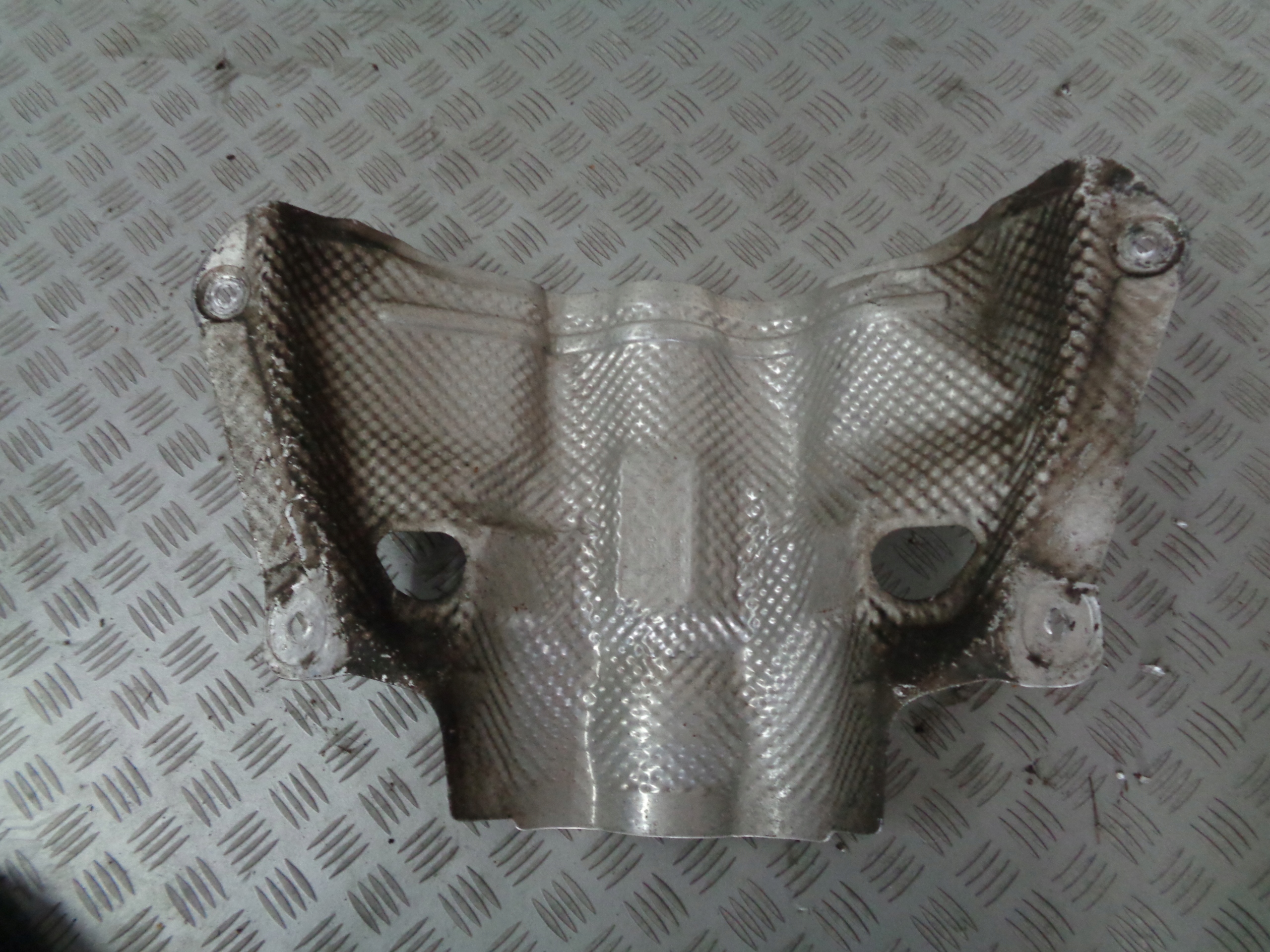 AUDI A5/S5 8T OSŁONA TERMICZNA