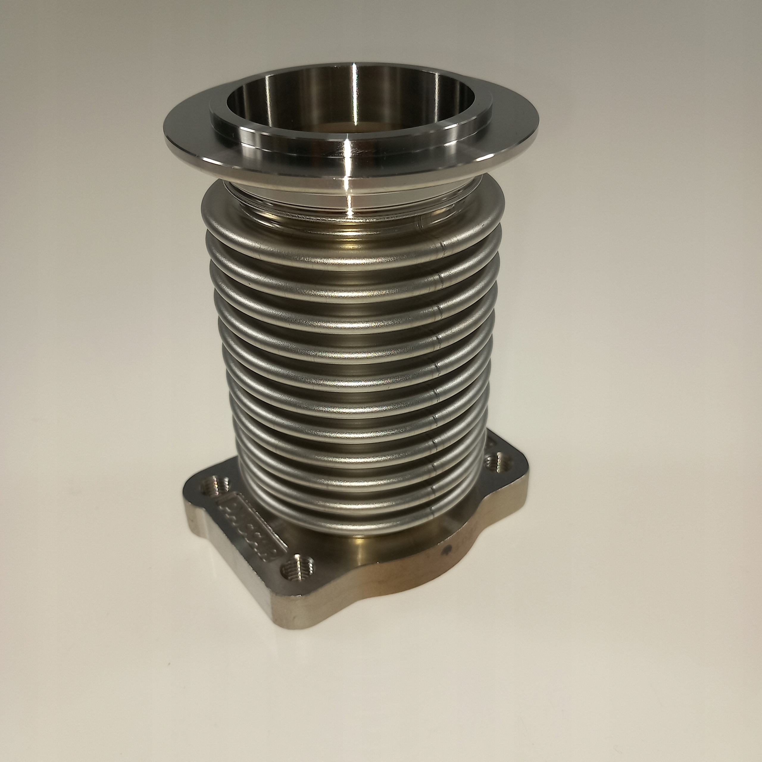 2245519 - ГИБКИЙ КАБЕЛЬ EGR ИЗОГНУТАЯ ТРУБКА DAF OE2245519