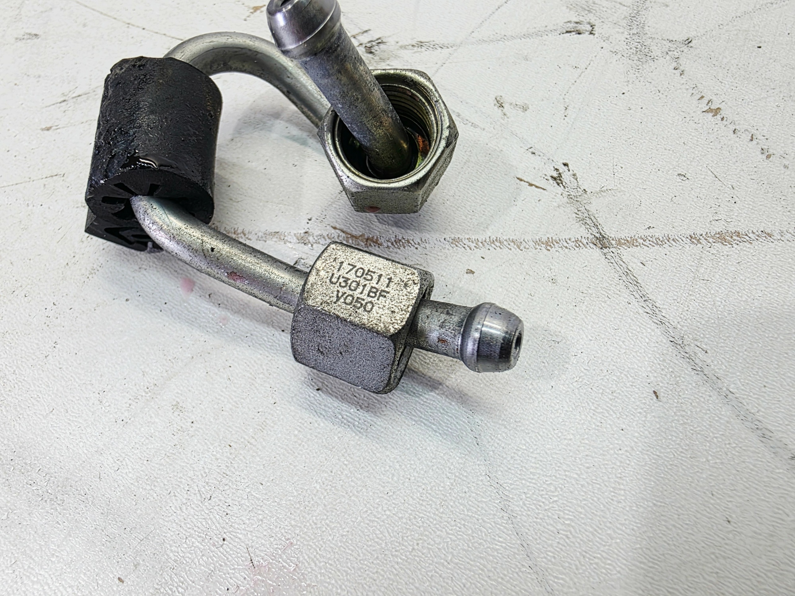 fuel line CR AUDI A4 B9 A5 8W A6 2.0 TDI U301BF